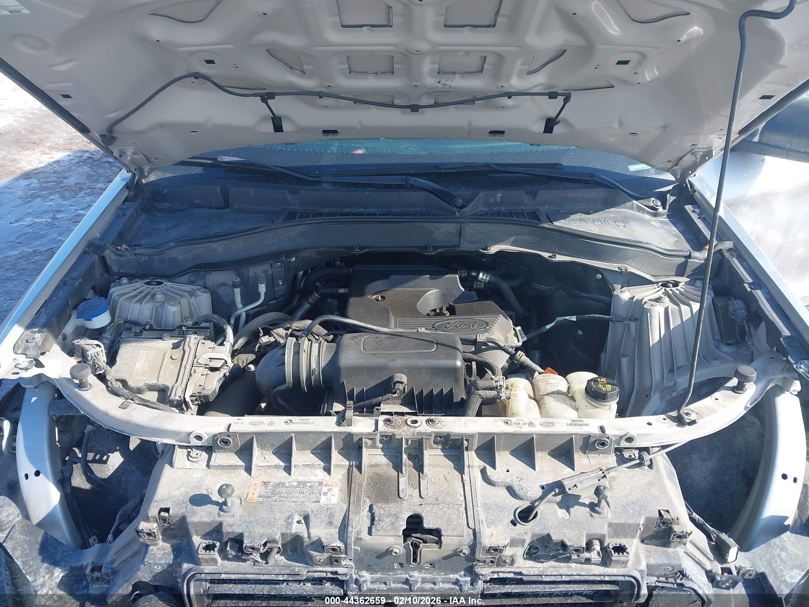 FORD EXPLORER image 10