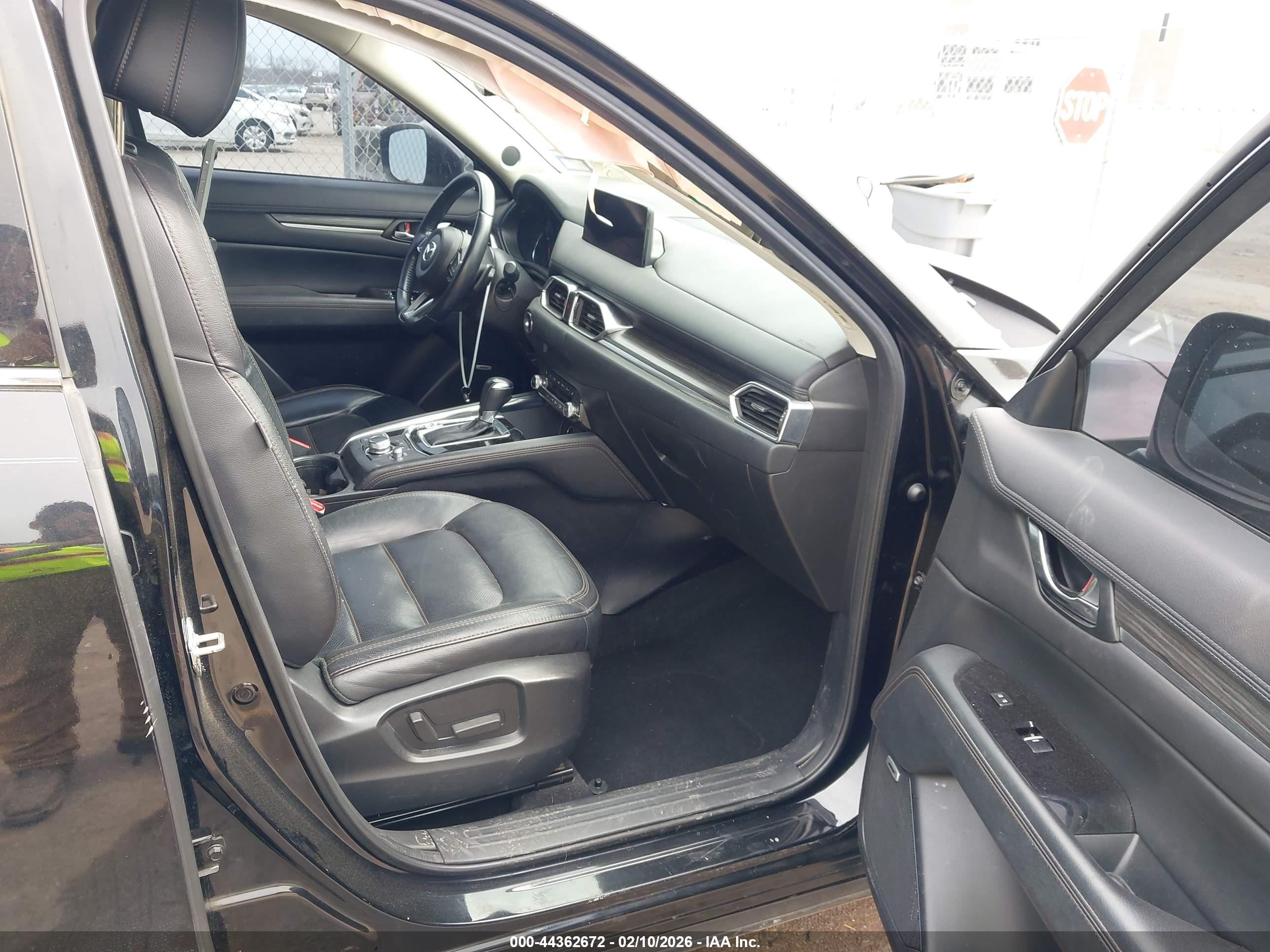 MAZDA CX-5 image 5