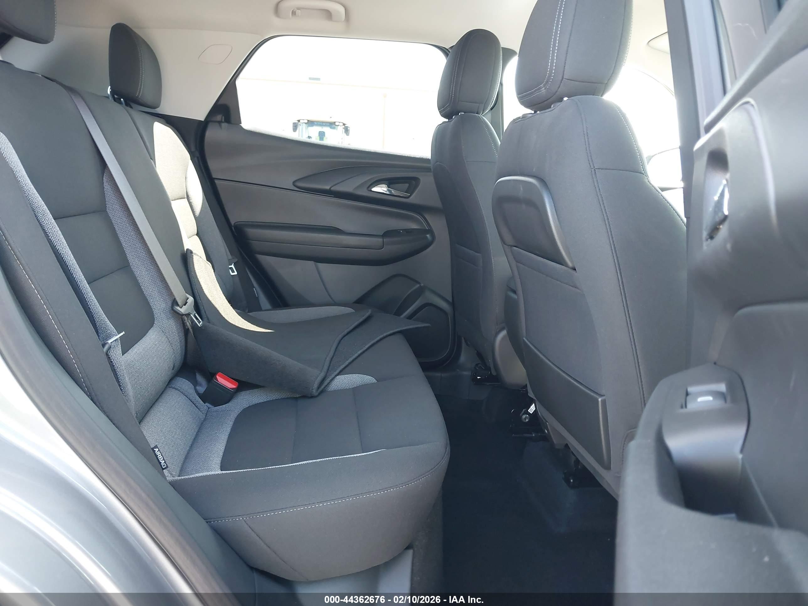 CHEVROLET TRAILBLAZER image 8