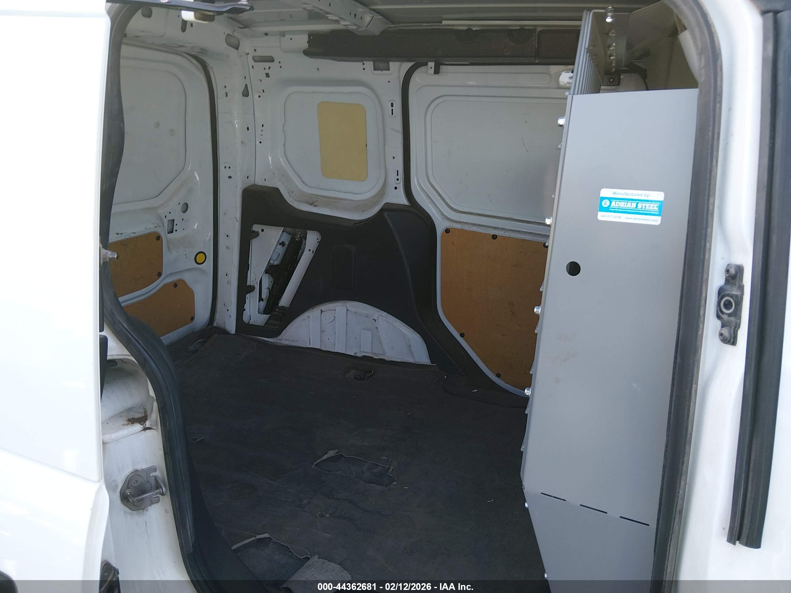 FORD TRANSIT image 8
