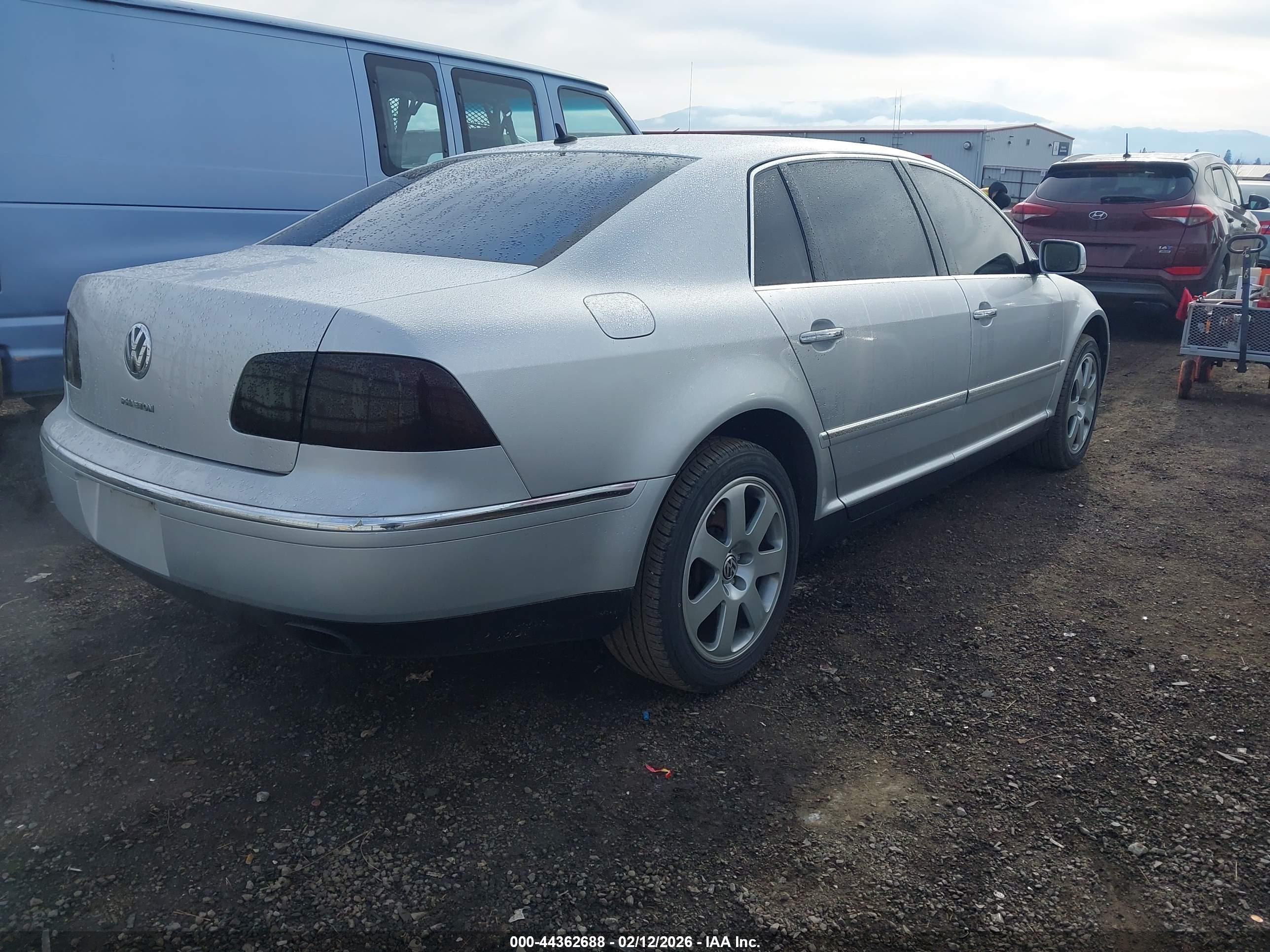 VOLKSWAGEN PHAETON image 4
