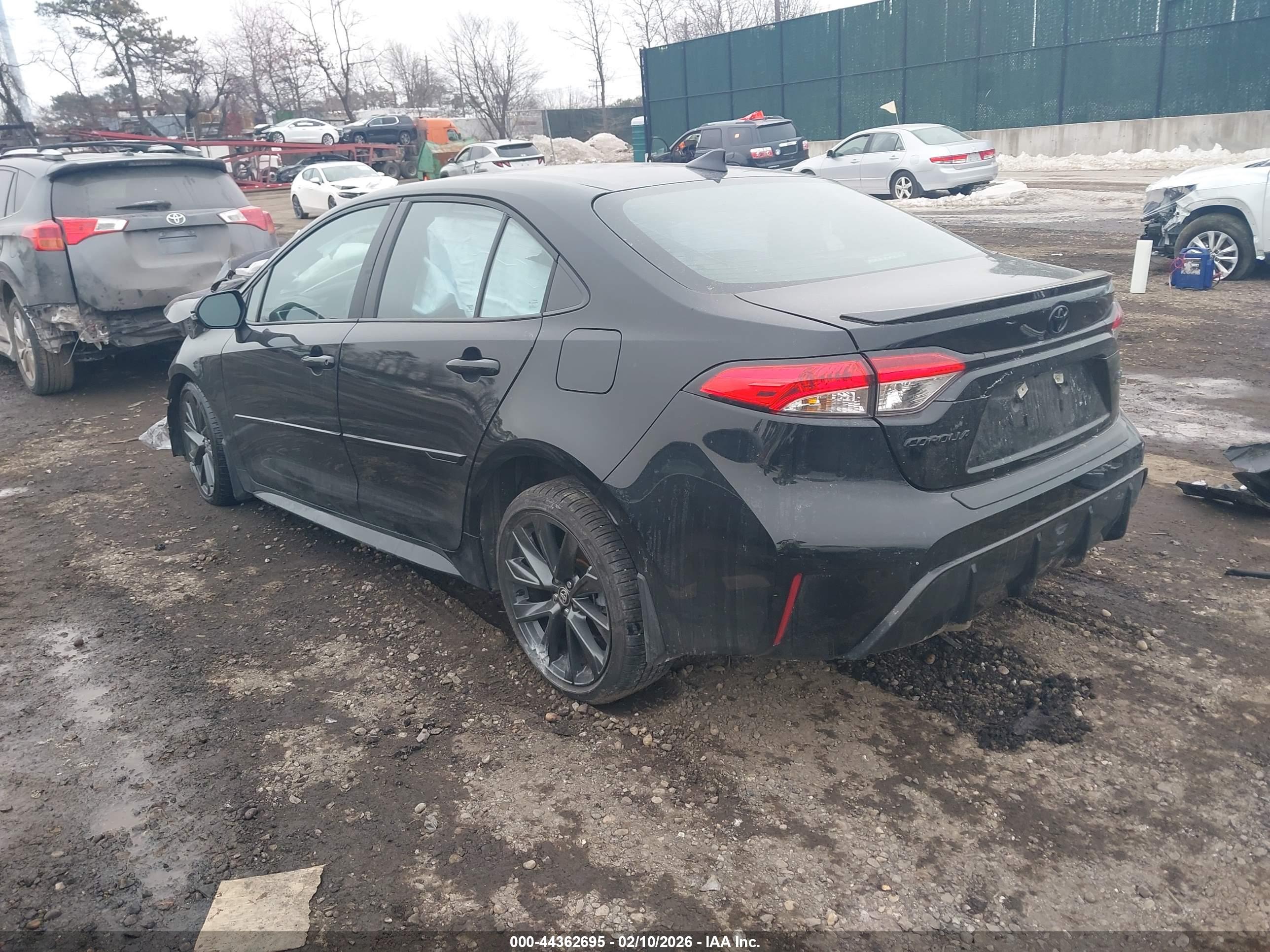 TOYOTA COROLLA image 3