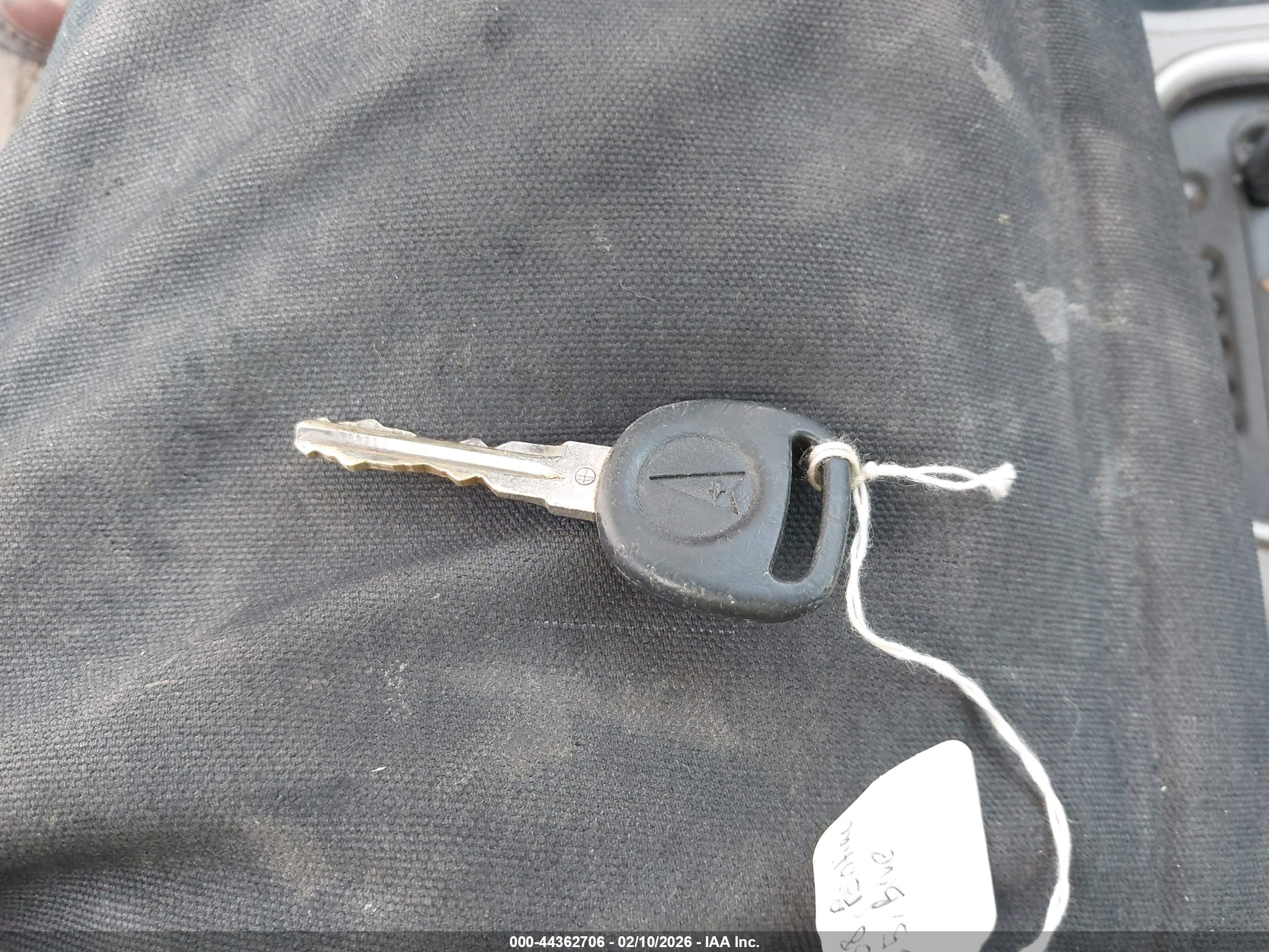PONTIAC G5 image 11