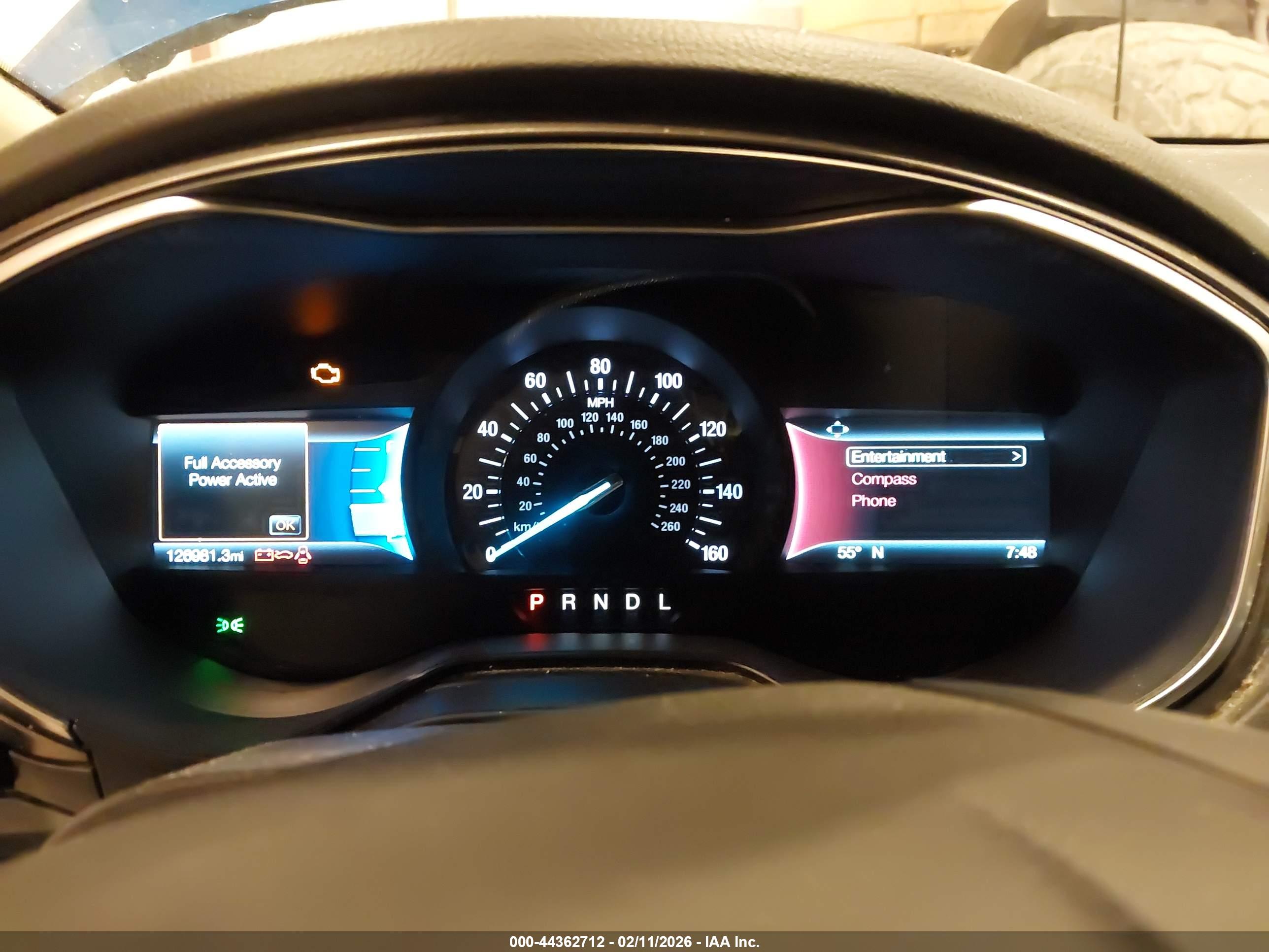 FORD FUSION image 7