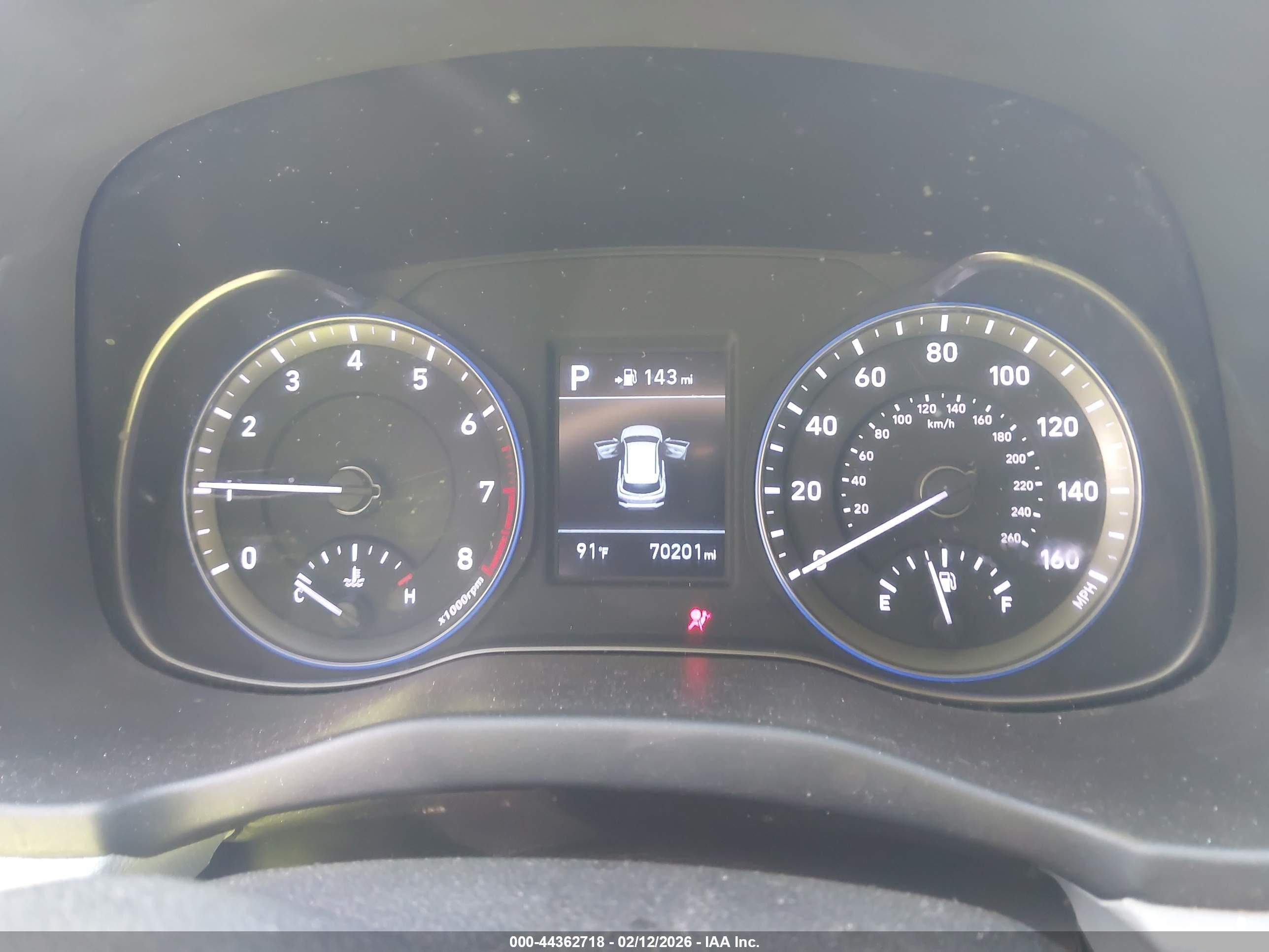 HYUNDAI KONA image 7