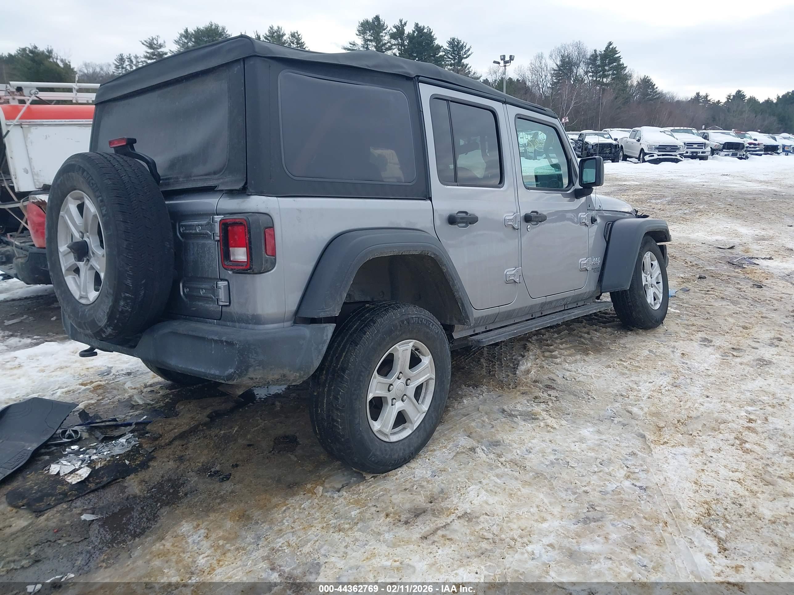 JEEP WRANGLER image 4