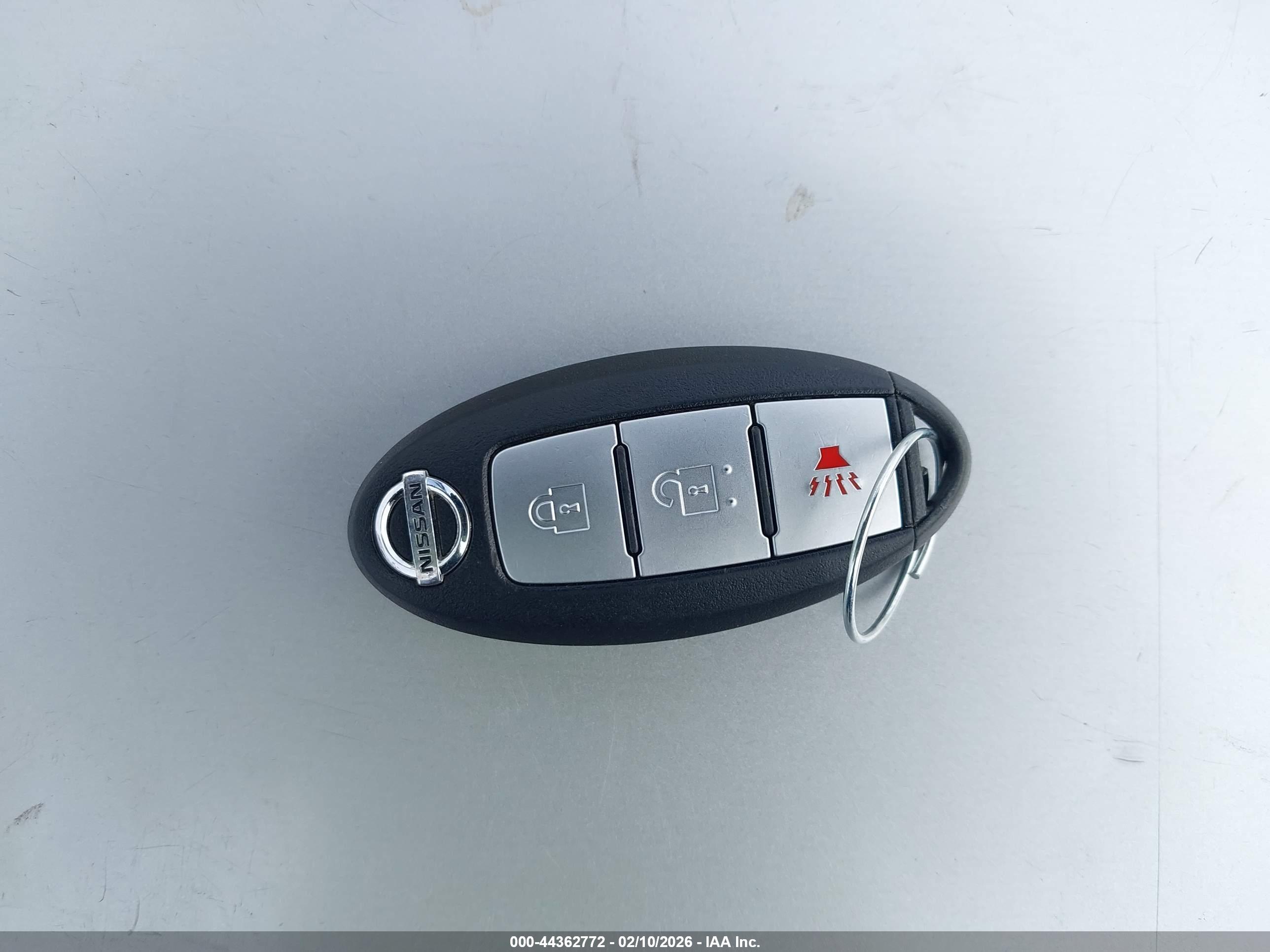 NISSAN ROGUE image 11