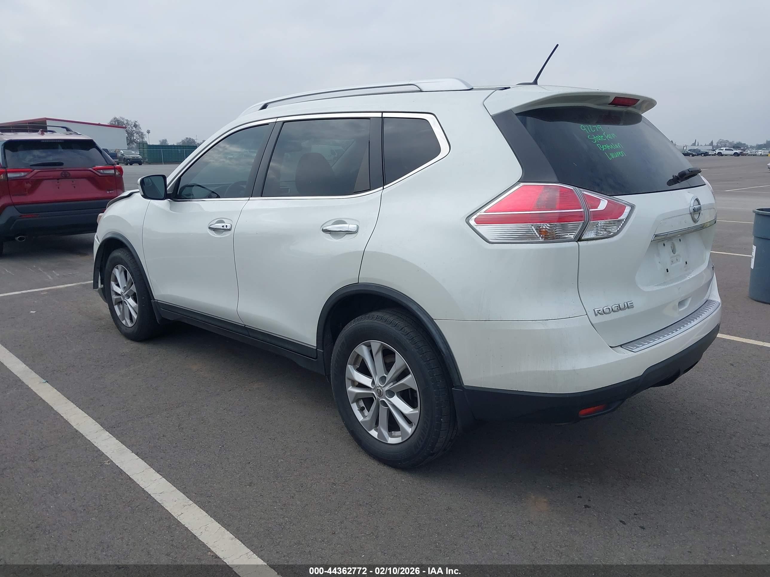 NISSAN ROGUE image 3