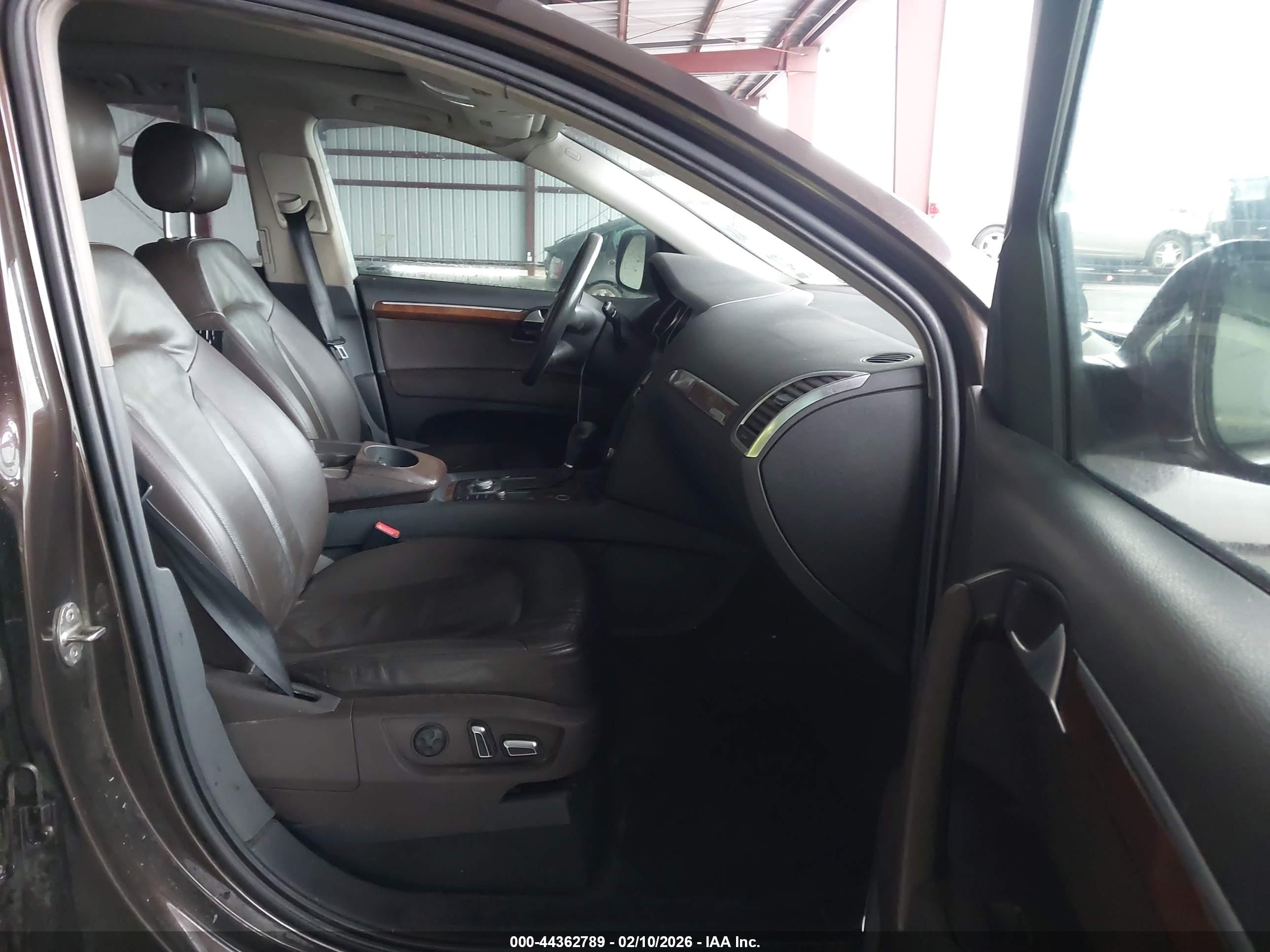 AUDI Q7 image 5