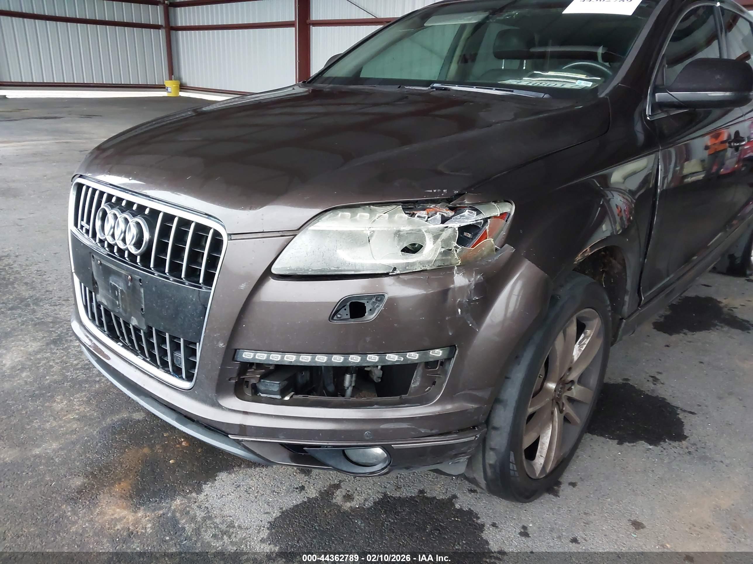 AUDI Q7 image 6