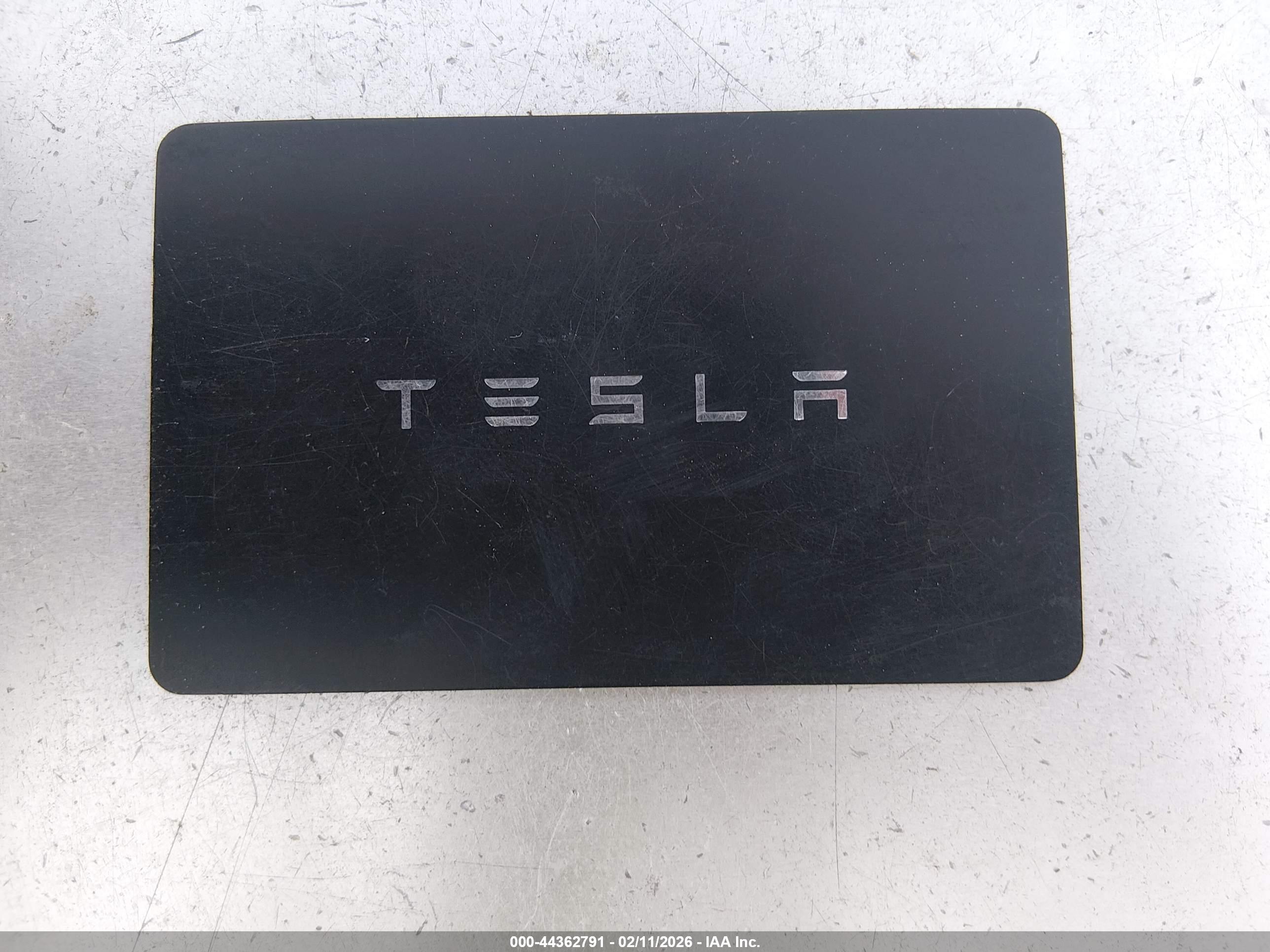 TESLA MODEL image 11