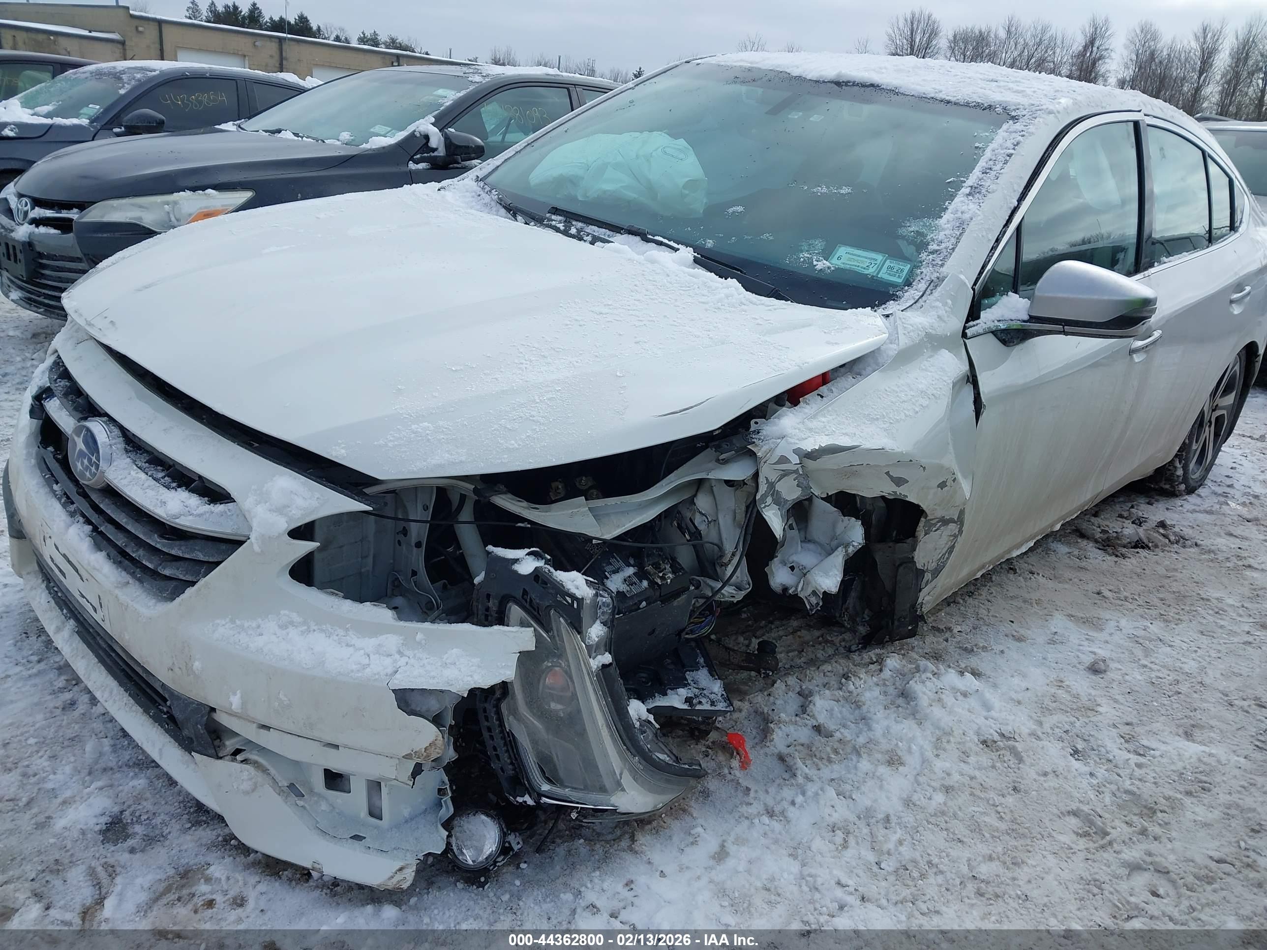 SUBARU LEGACY image 6
