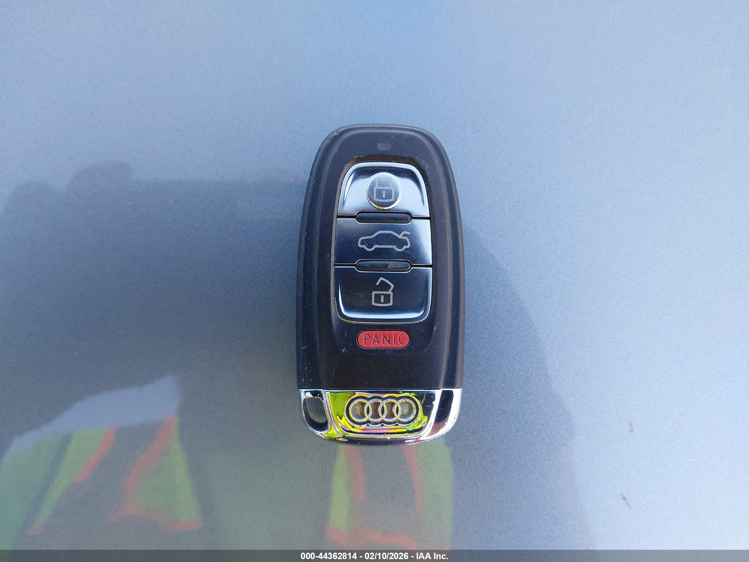 AUDI A4 image 11