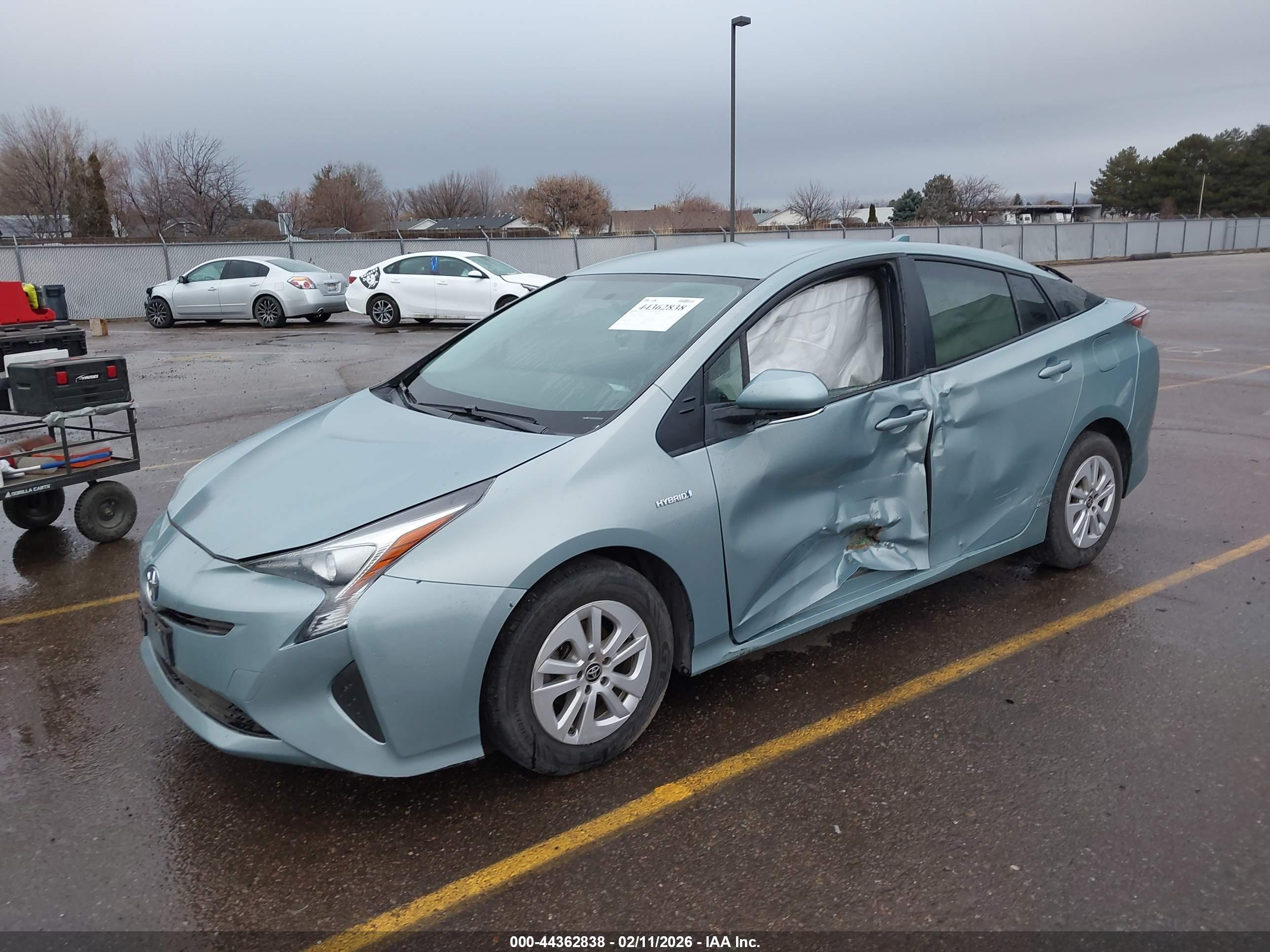TOYOTA PRIUS image 2