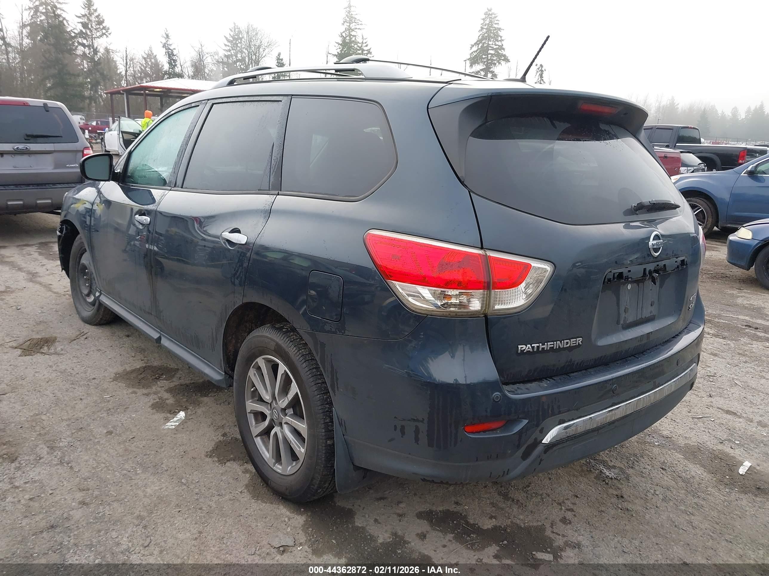 NISSAN PATHFINDER image 3