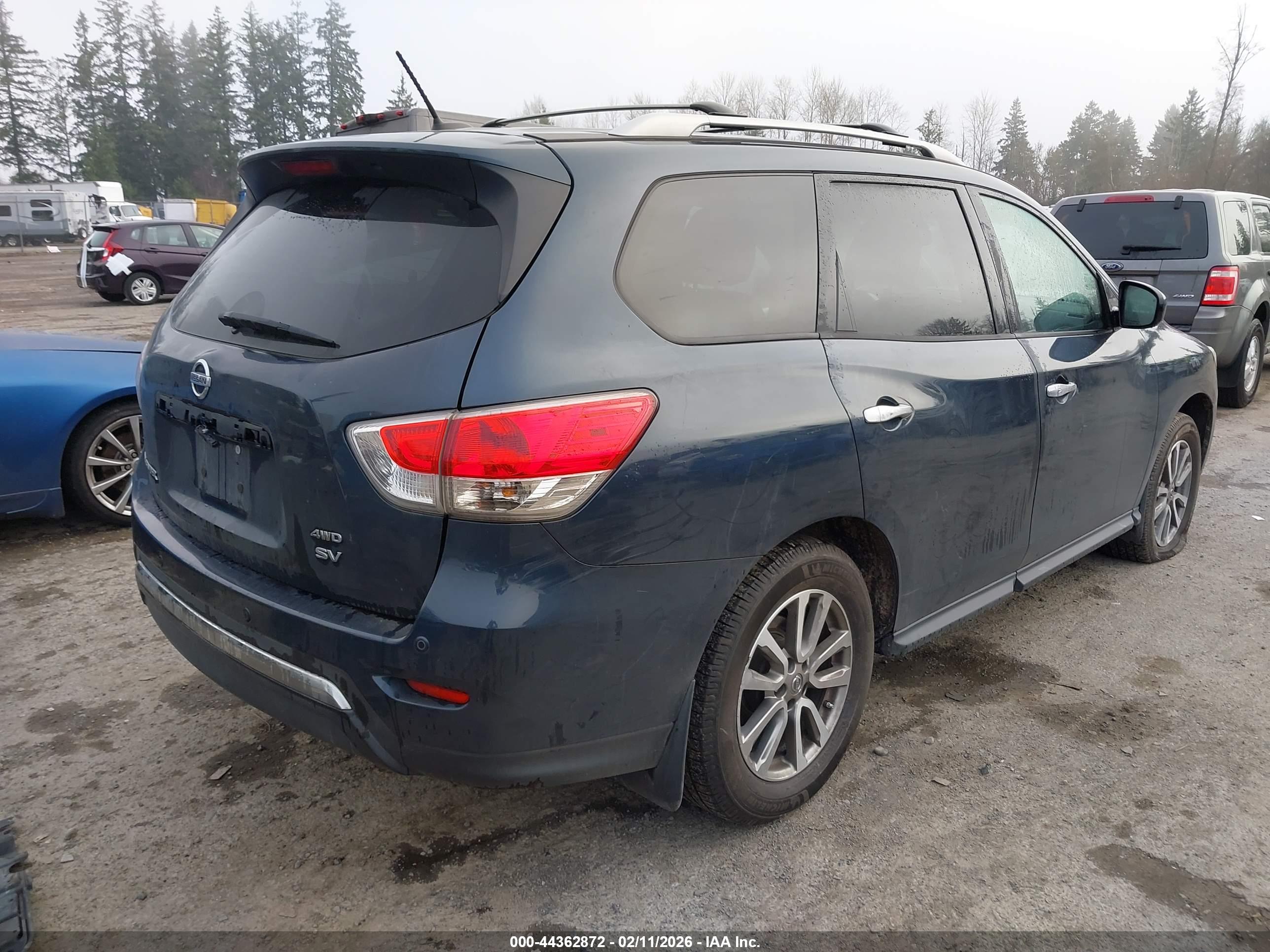 NISSAN PATHFINDER image 4