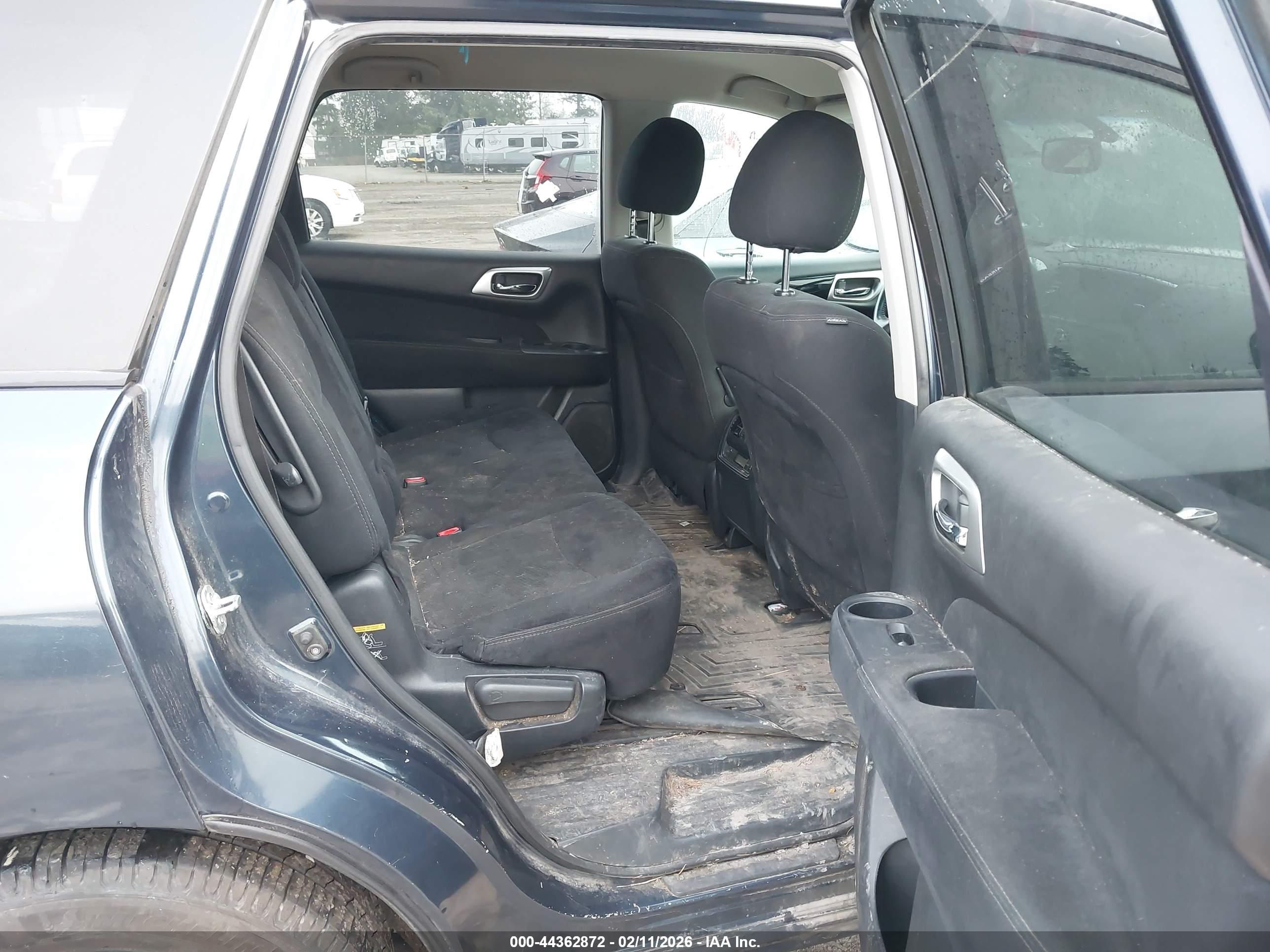 NISSAN PATHFINDER image 8