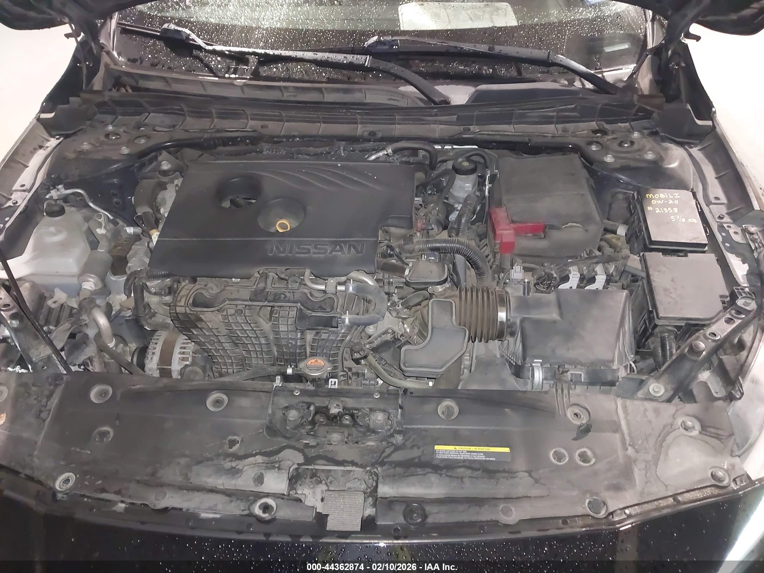 NISSAN ALTIMA image 10