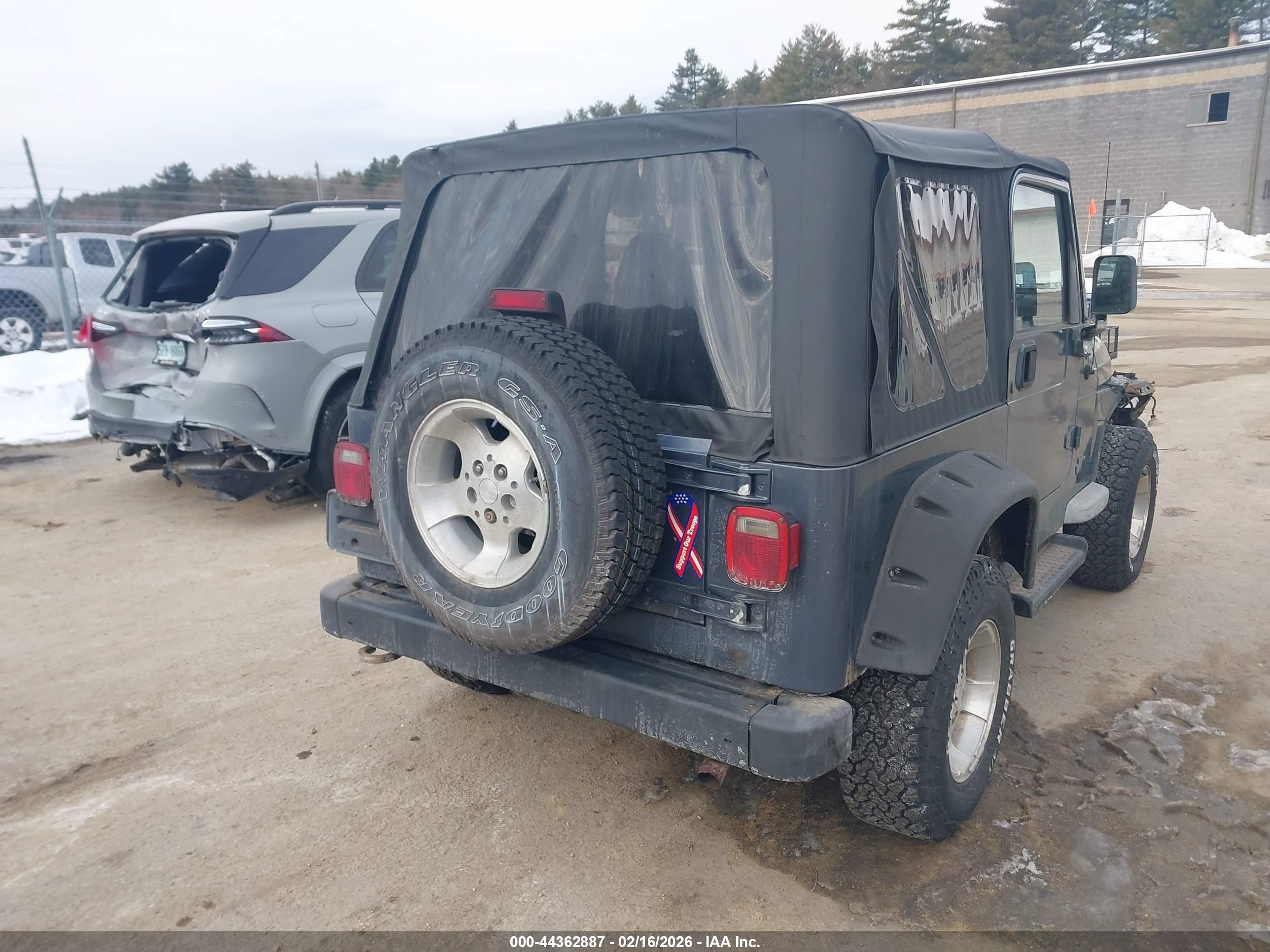 JEEP WRANGLER image 4