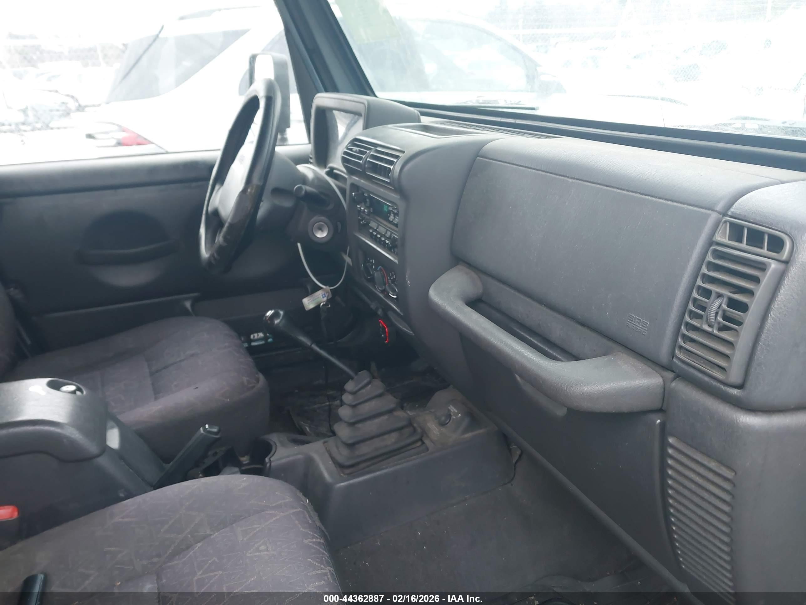 JEEP WRANGLER image 5
