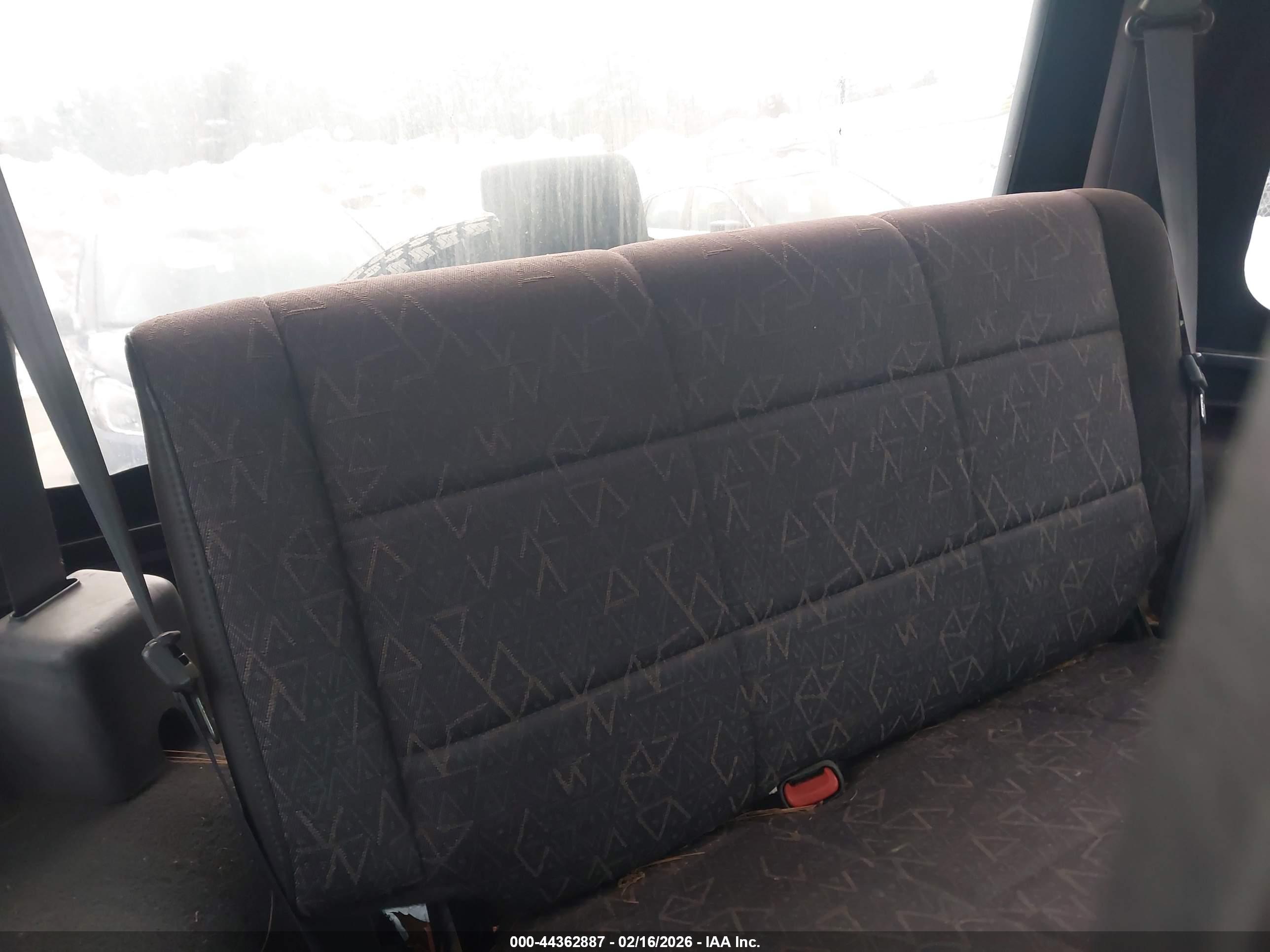 JEEP WRANGLER image 8