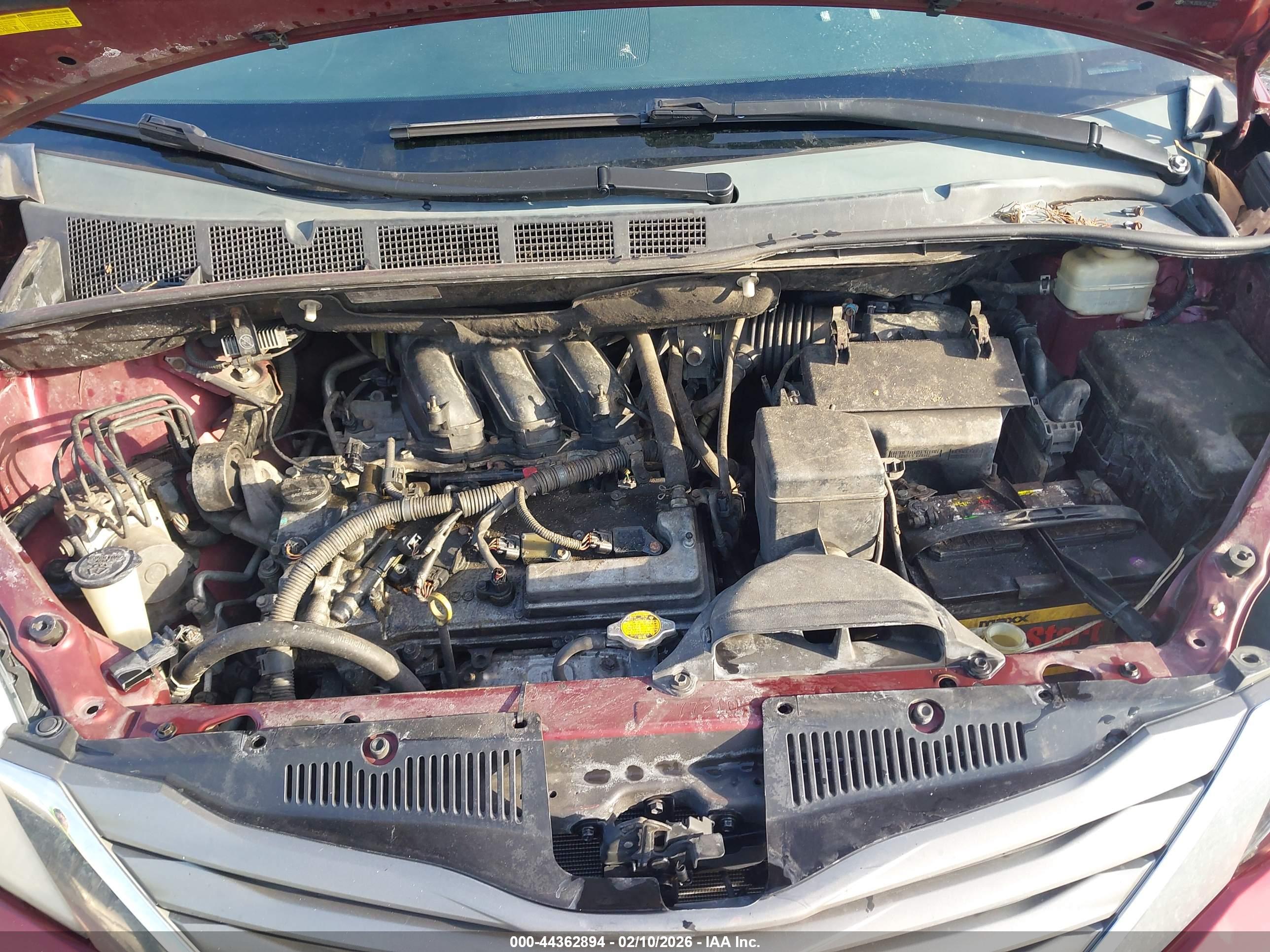 TOYOTA SIENNA image 10