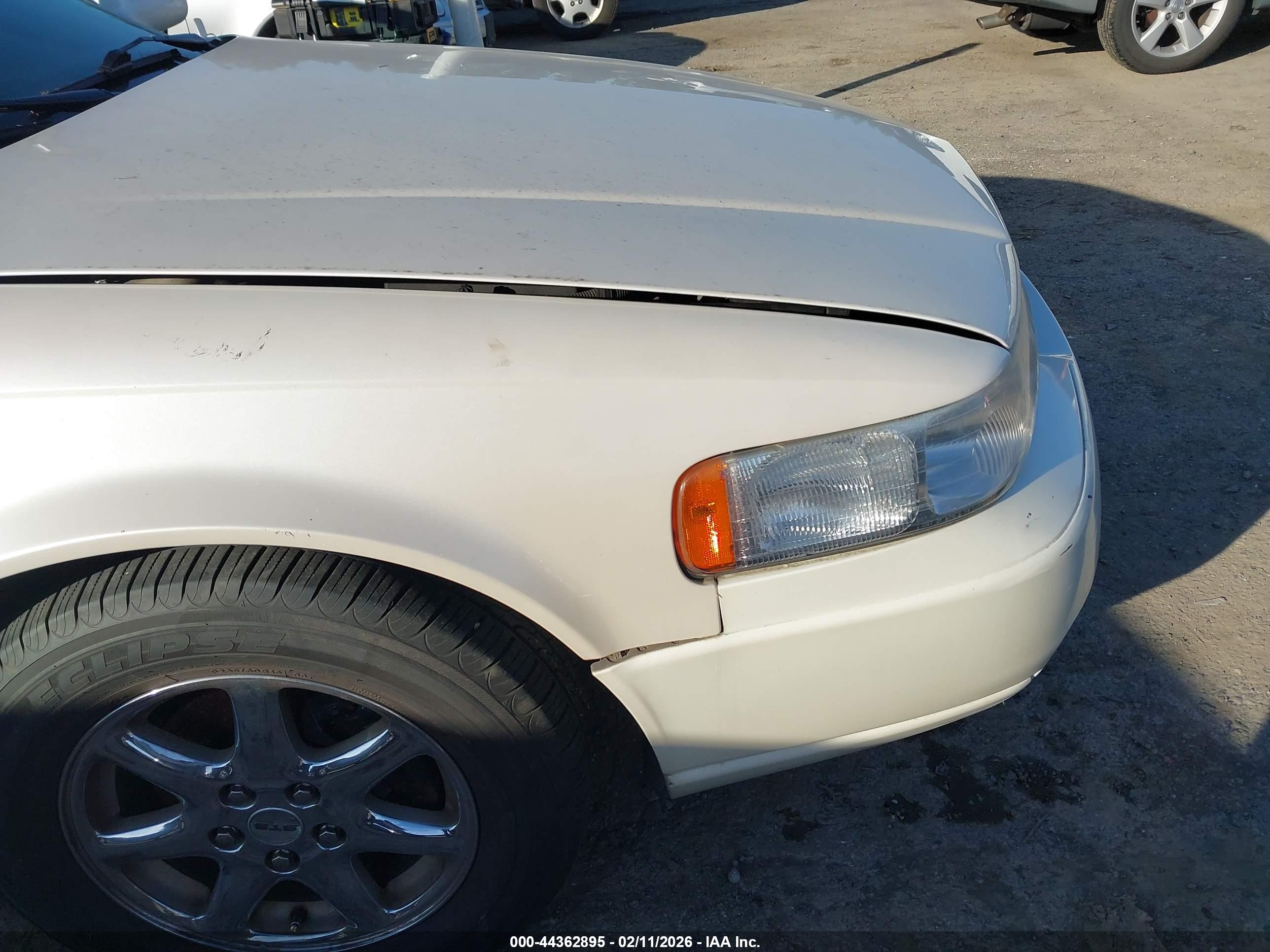 CADILLAC SEVILLE image 6