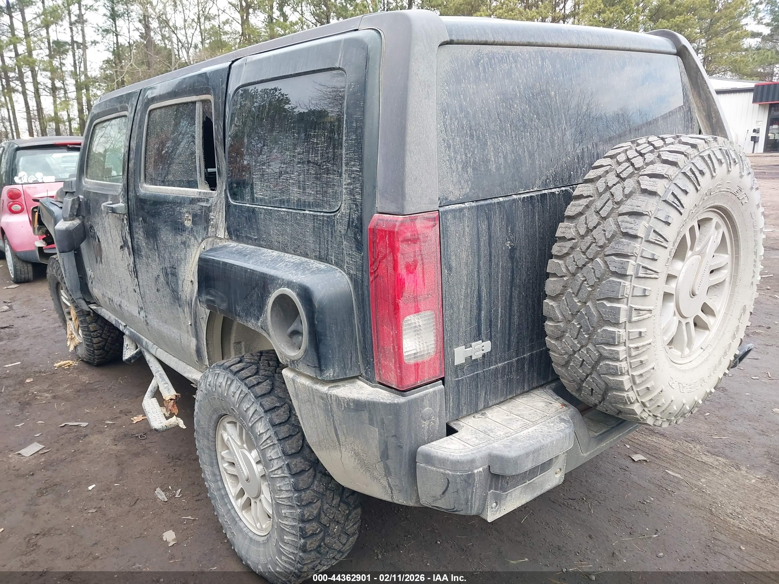 HUMMER H3 image 3