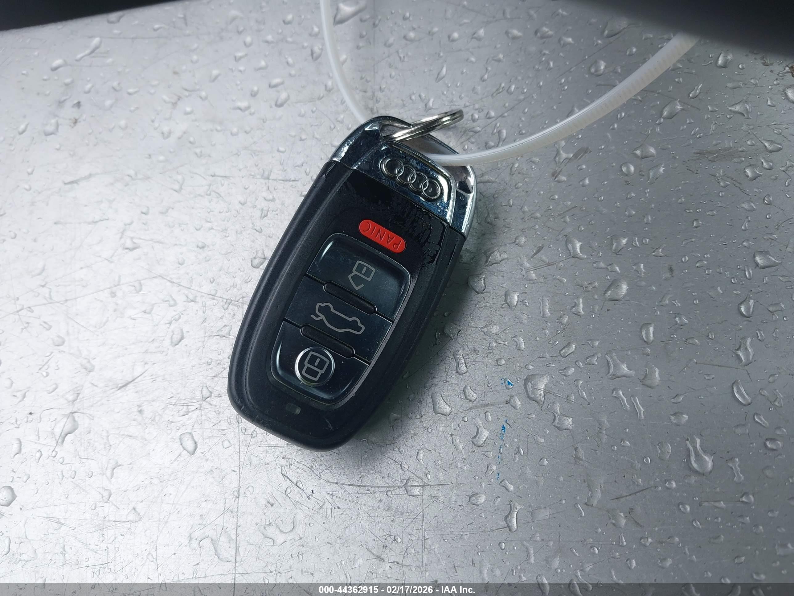 AUDI A4 image 11
