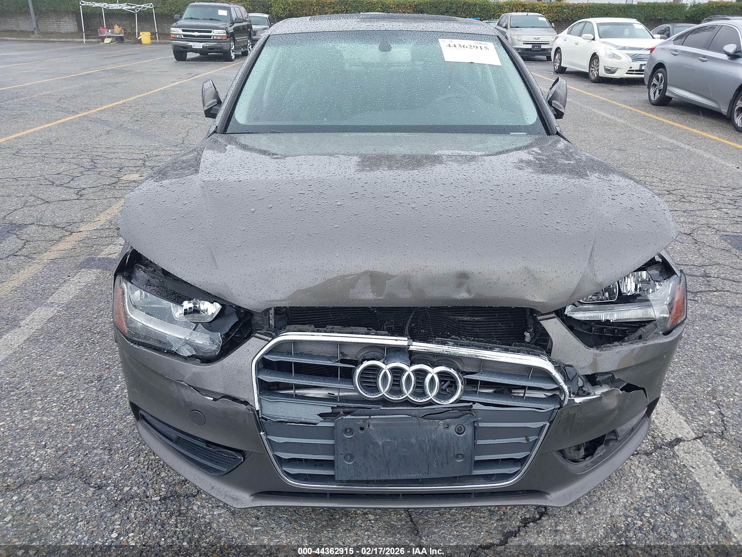 AUDI A4 image 6