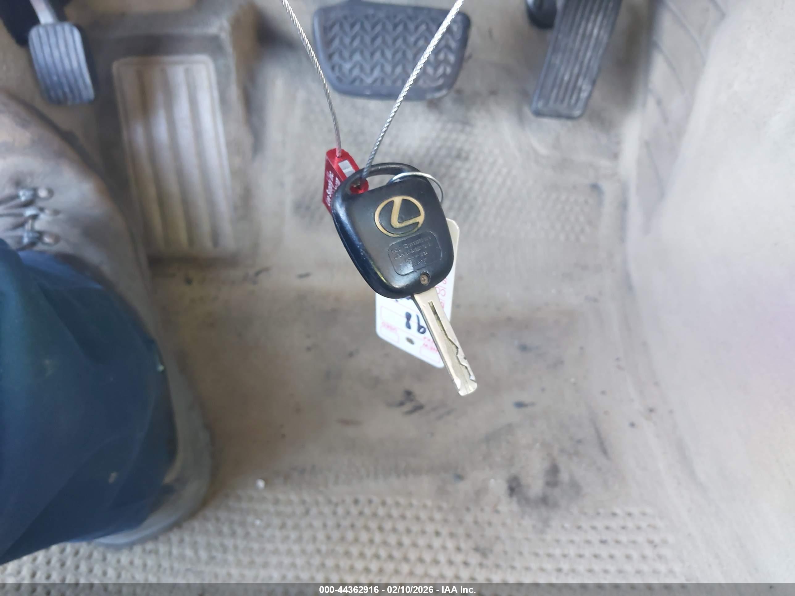 LEXUS GS image 11