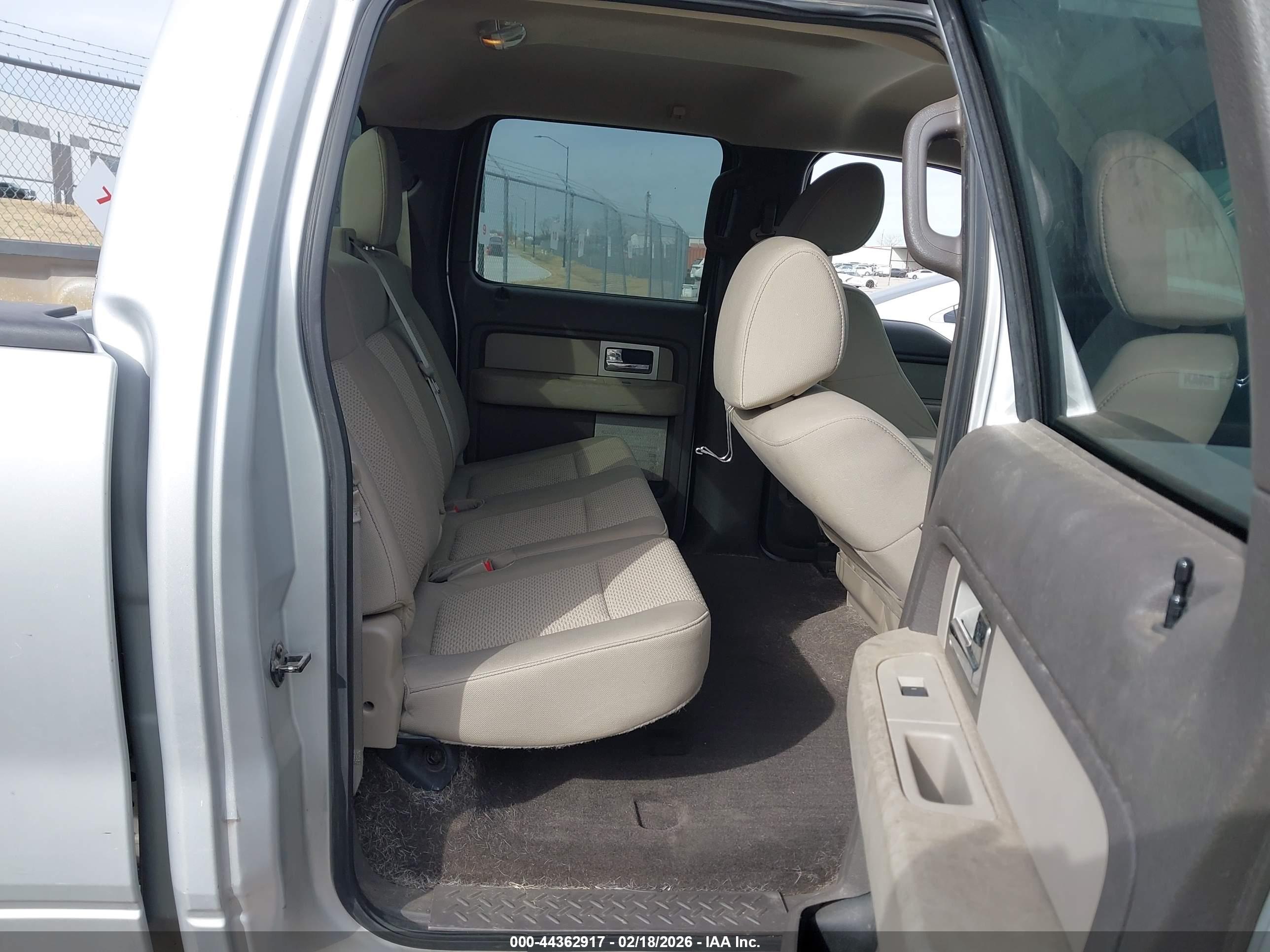 FORD F-150 image 8