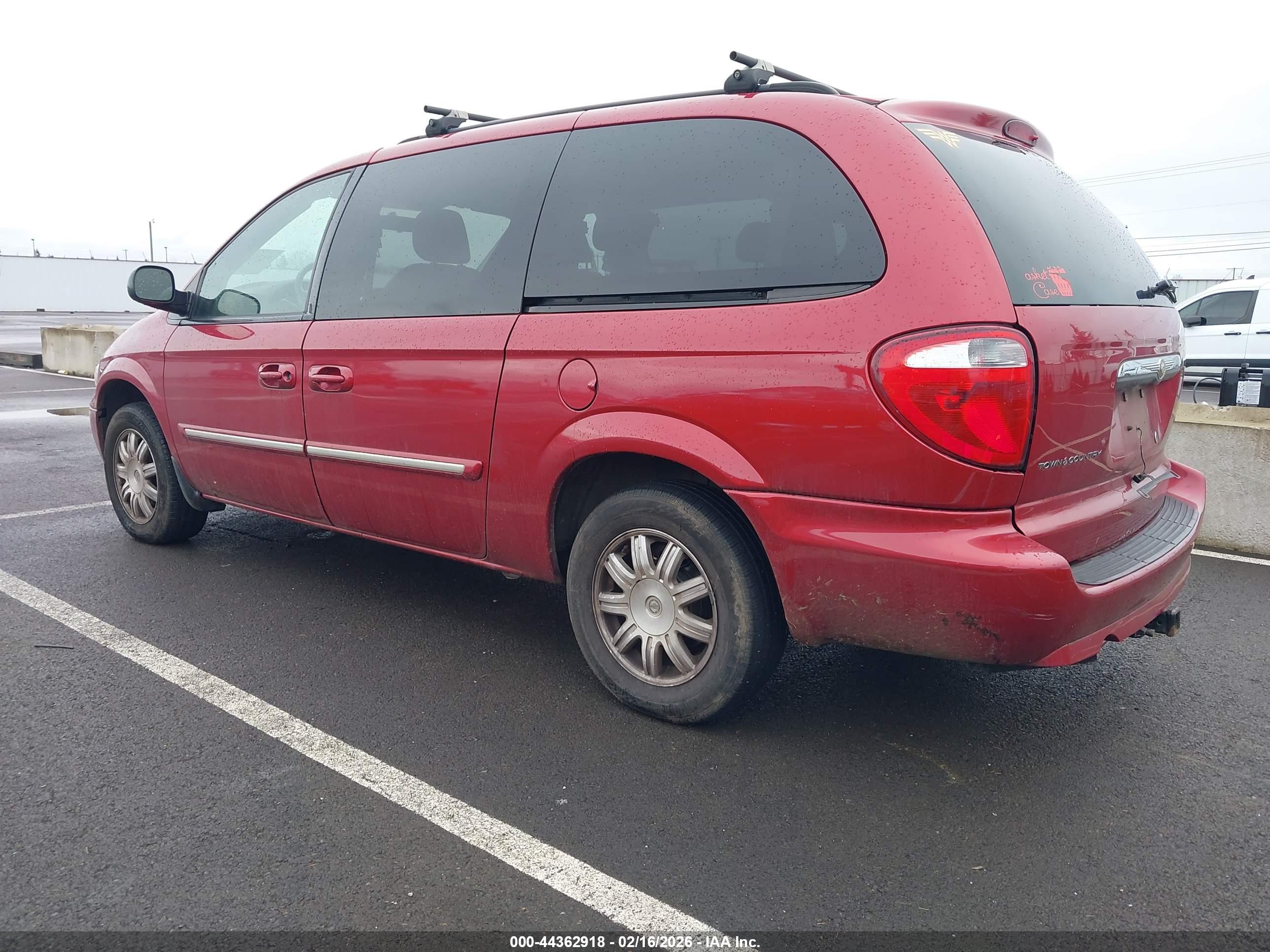 CHRYSLER TOWN image 3