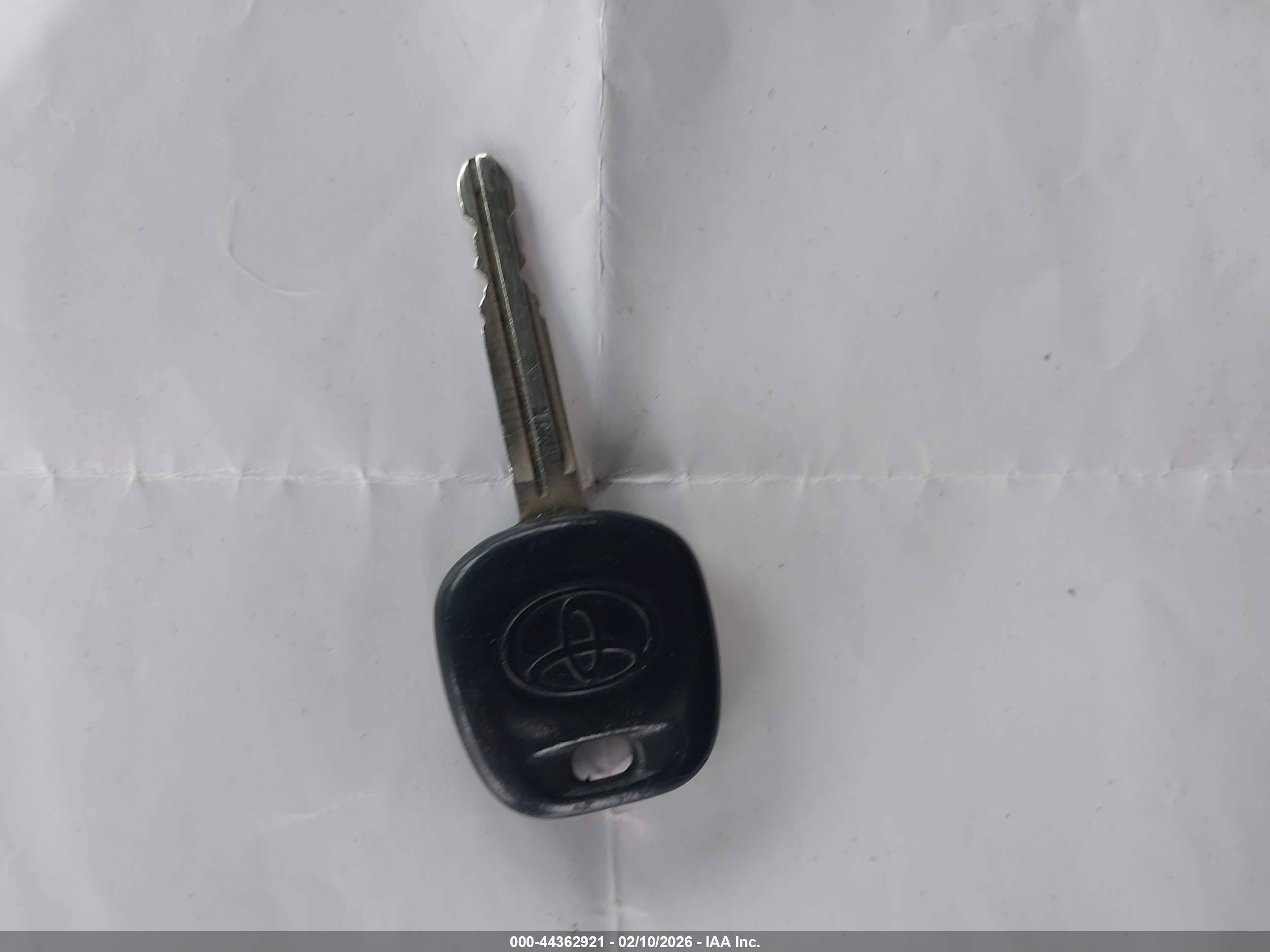 TOYOTA SIENNA image 11