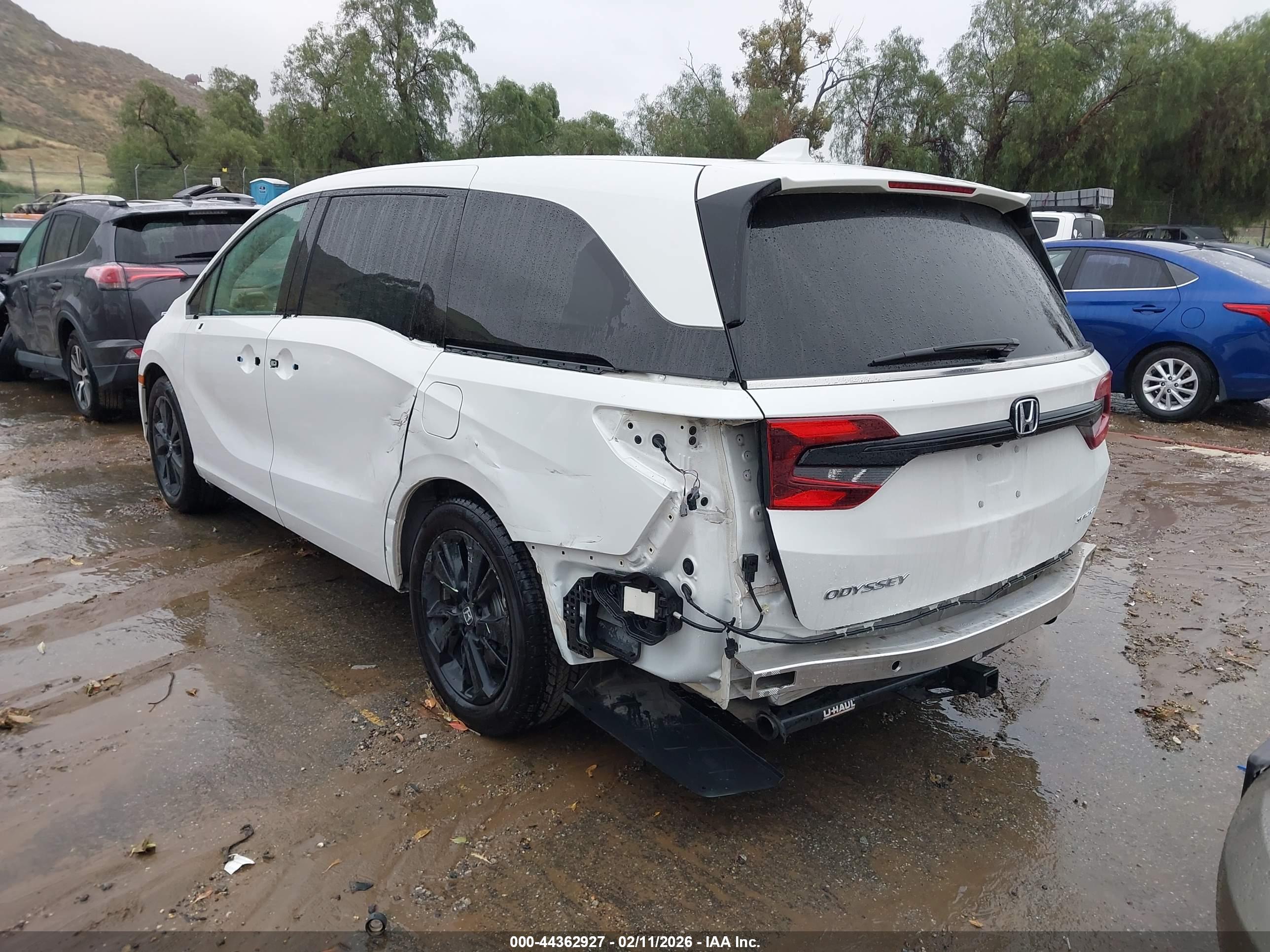 HONDA ODYSSEY image 3
