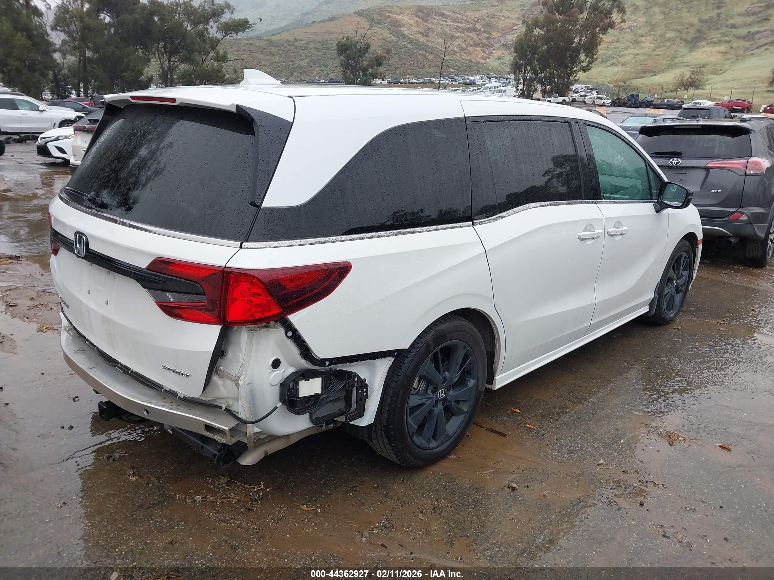 HONDA ODYSSEY image 4