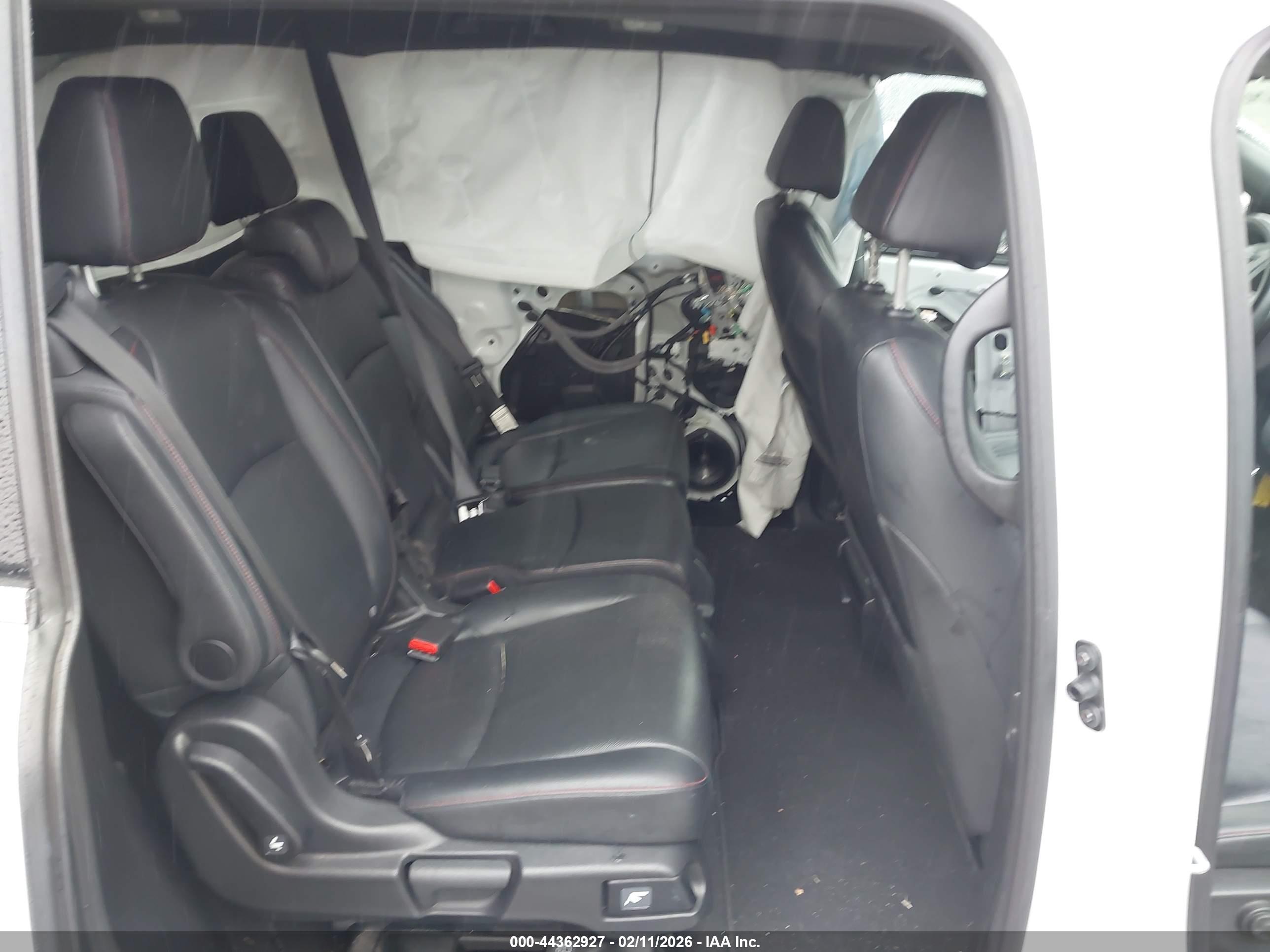 HONDA ODYSSEY image 8