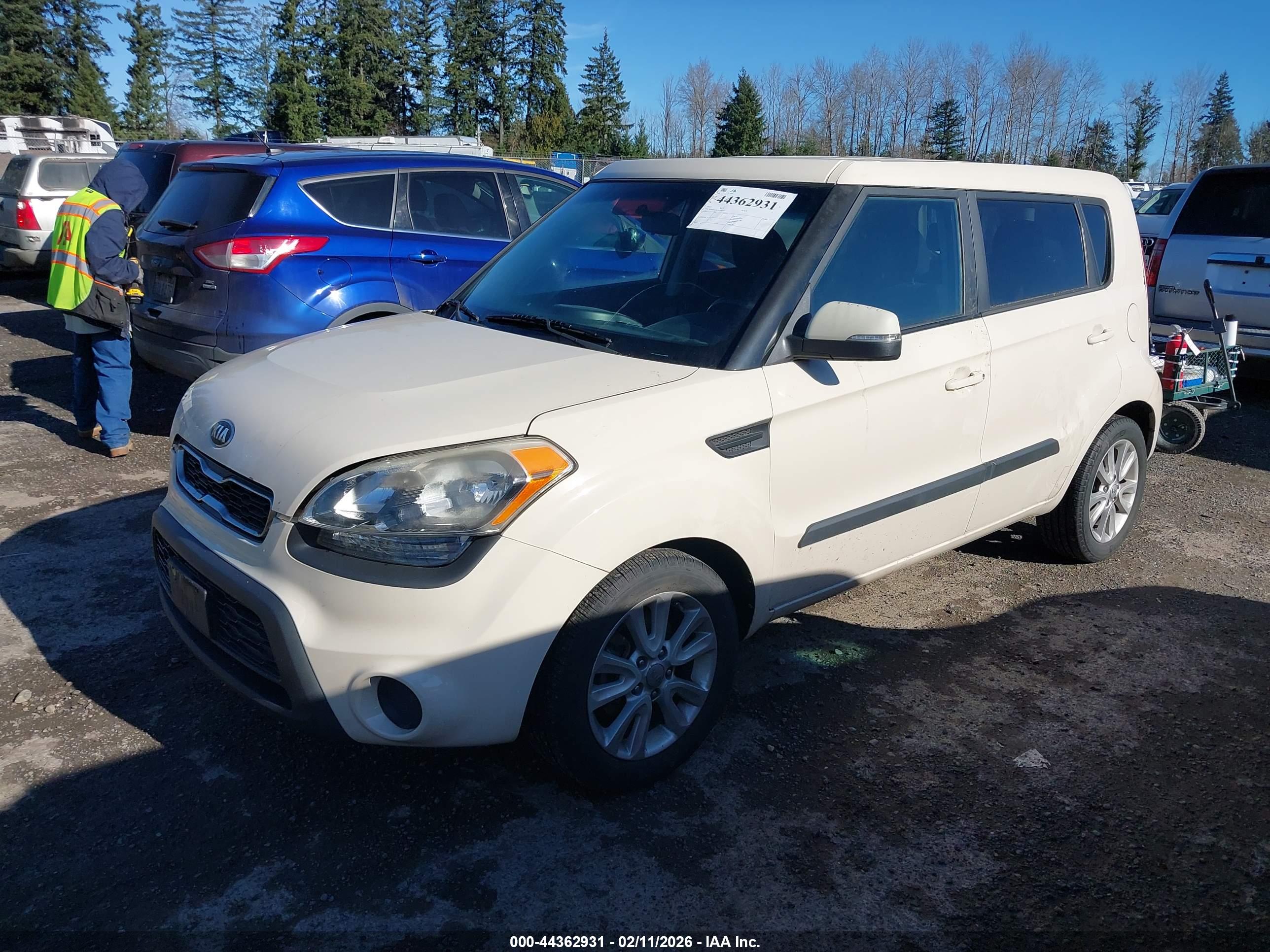 KIA SOUL image 2