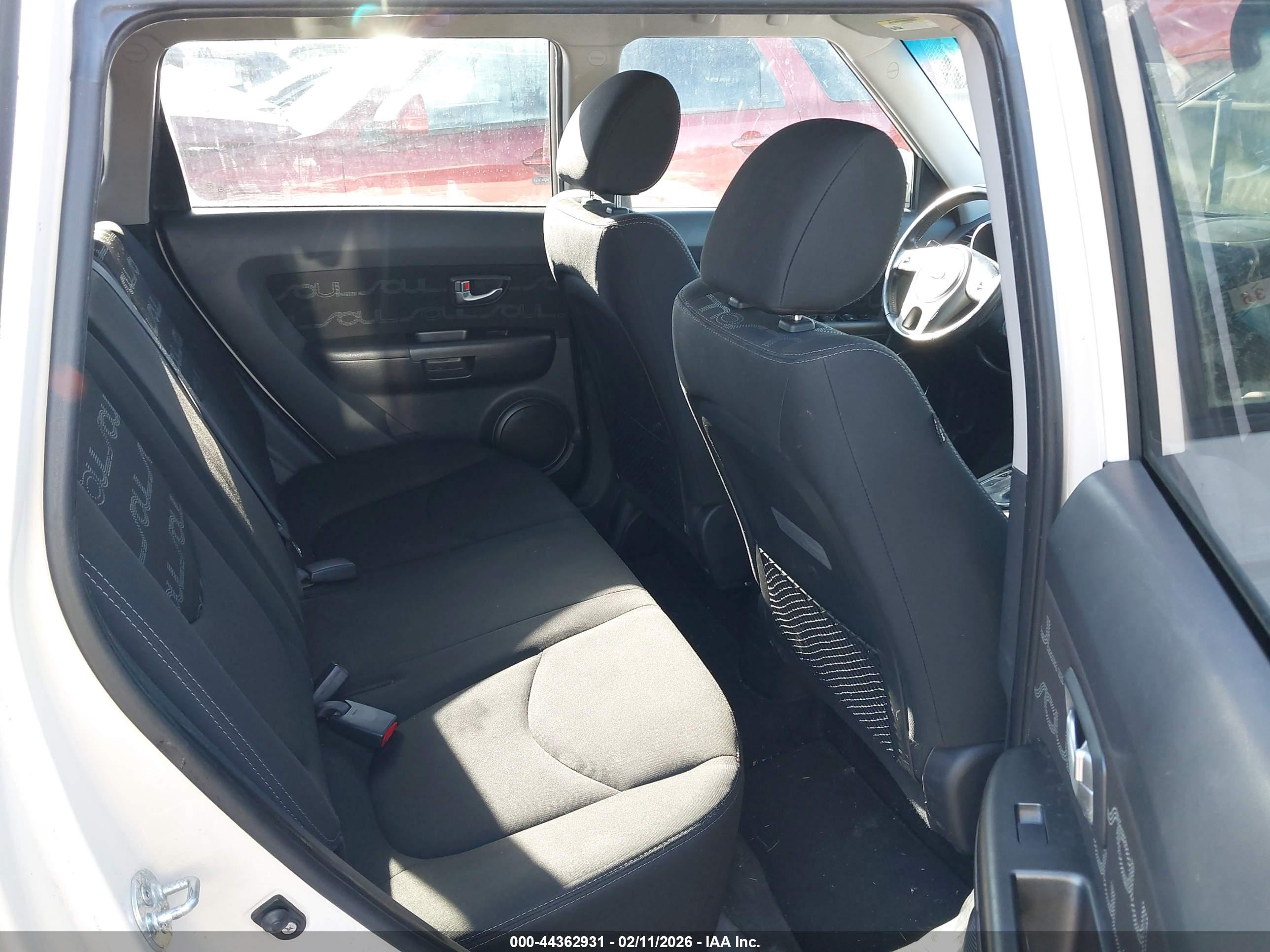 KIA SOUL image 8