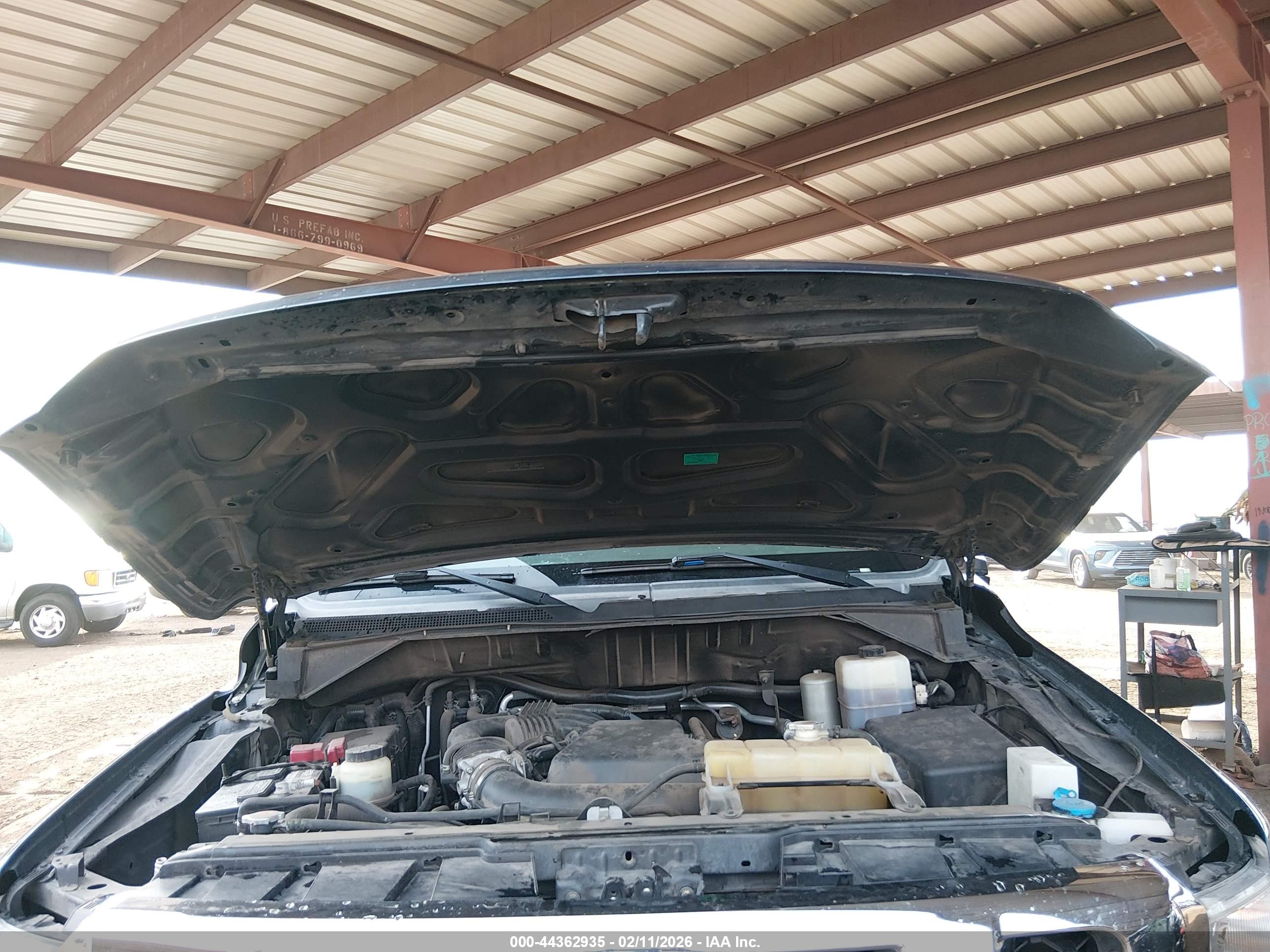NISSAN NV image 10