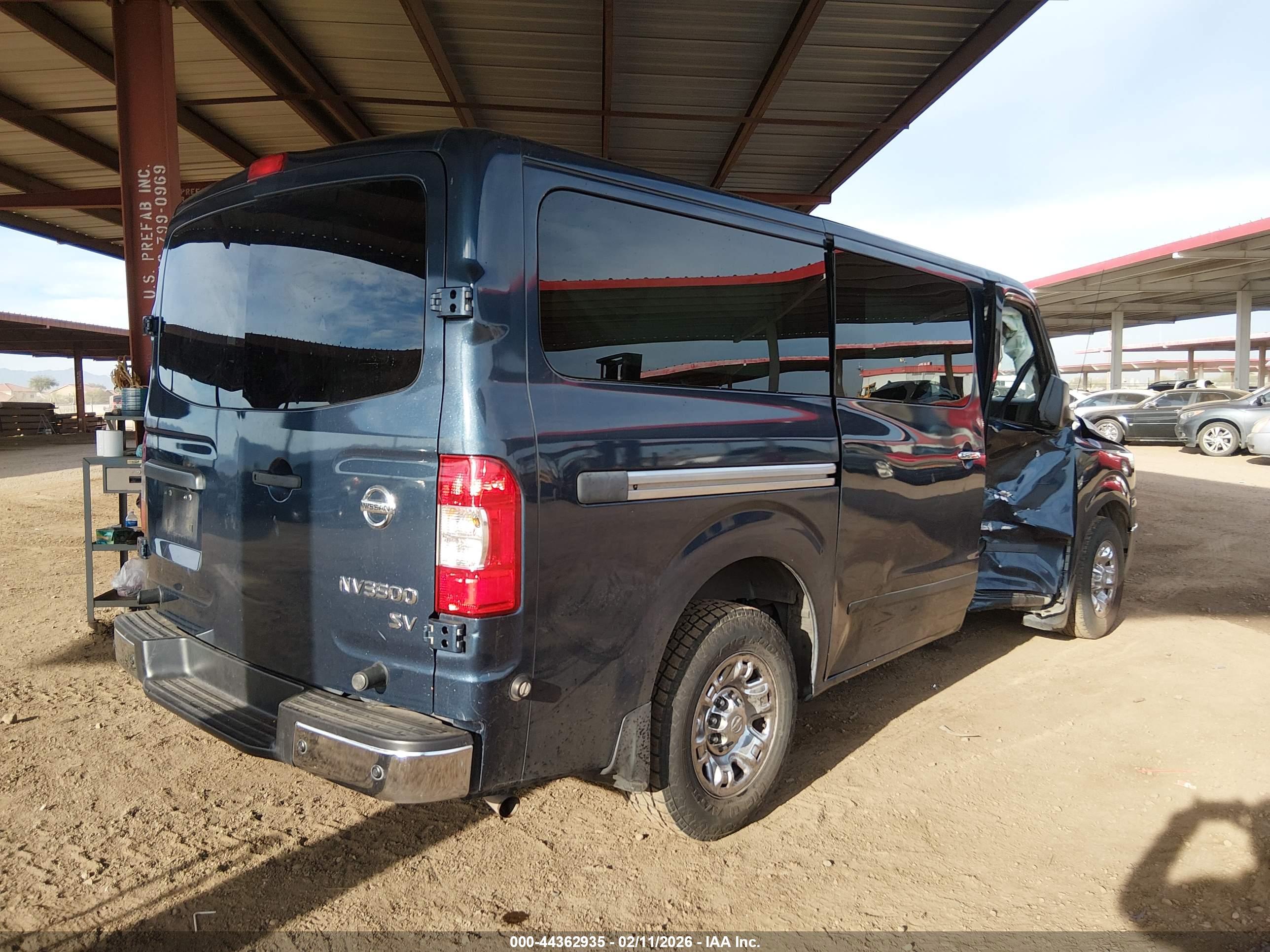 NISSAN NV image 4