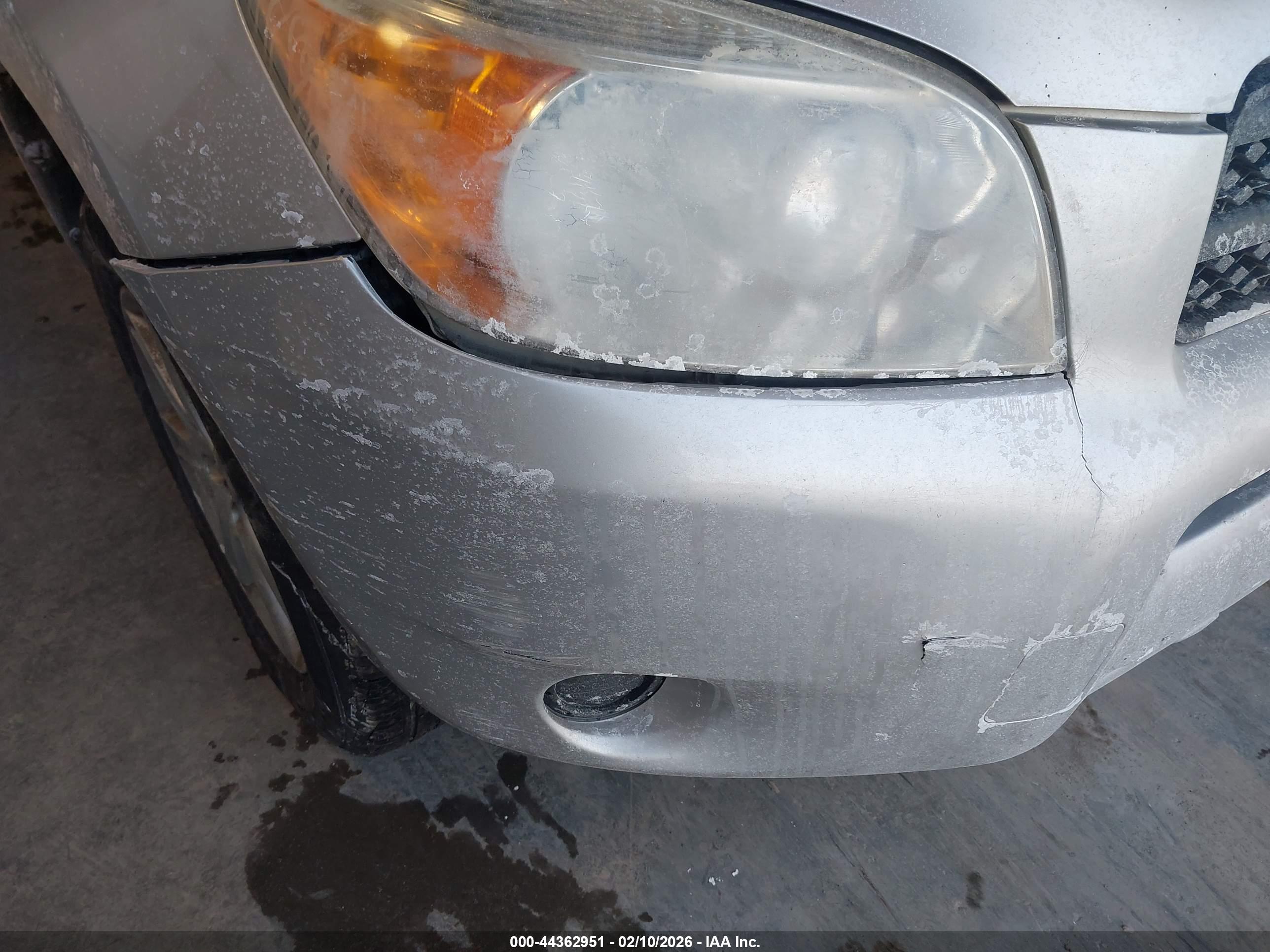 TOYOTA RAV4 image 6