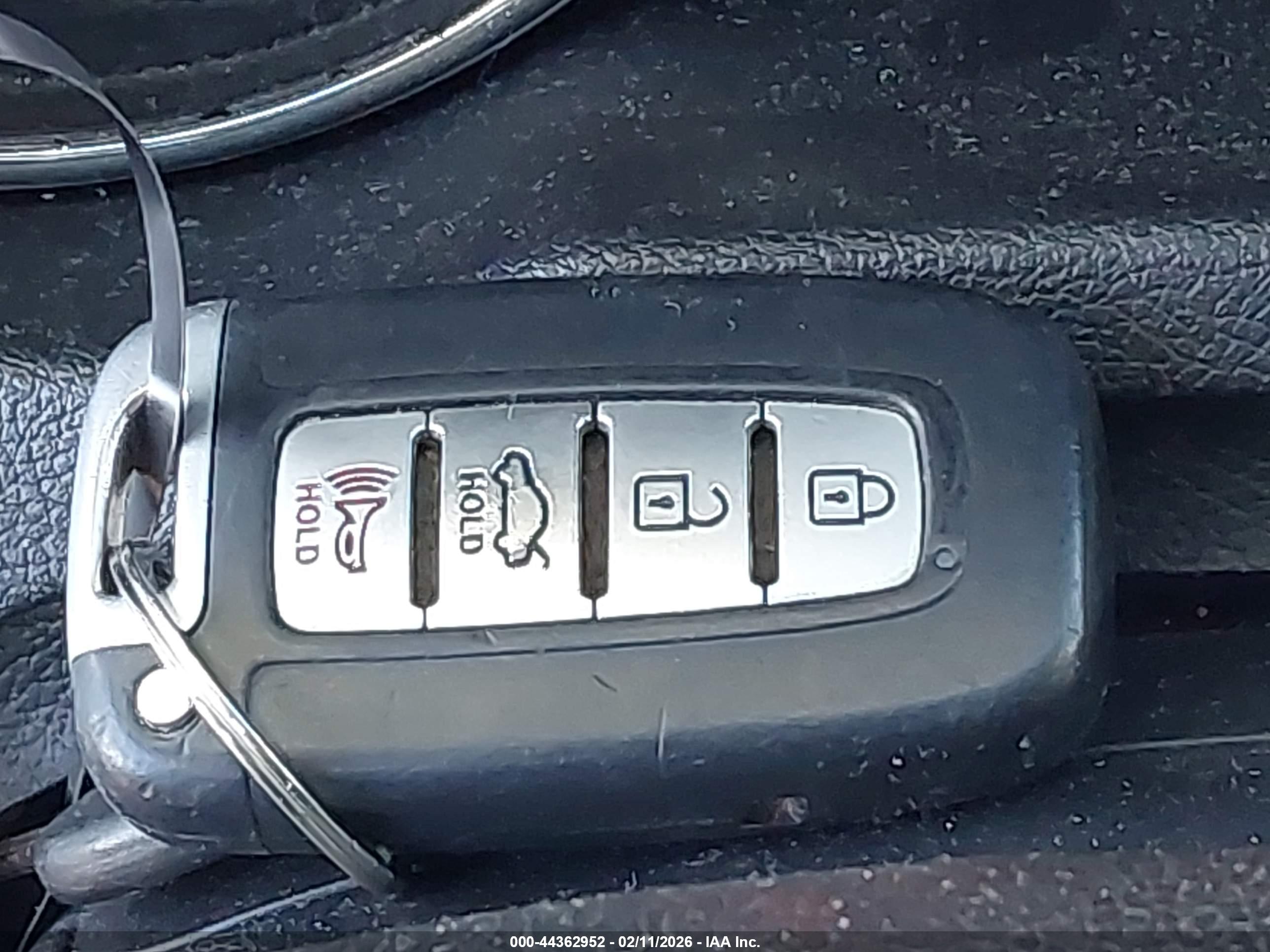 HYUNDAI SONATA image 11