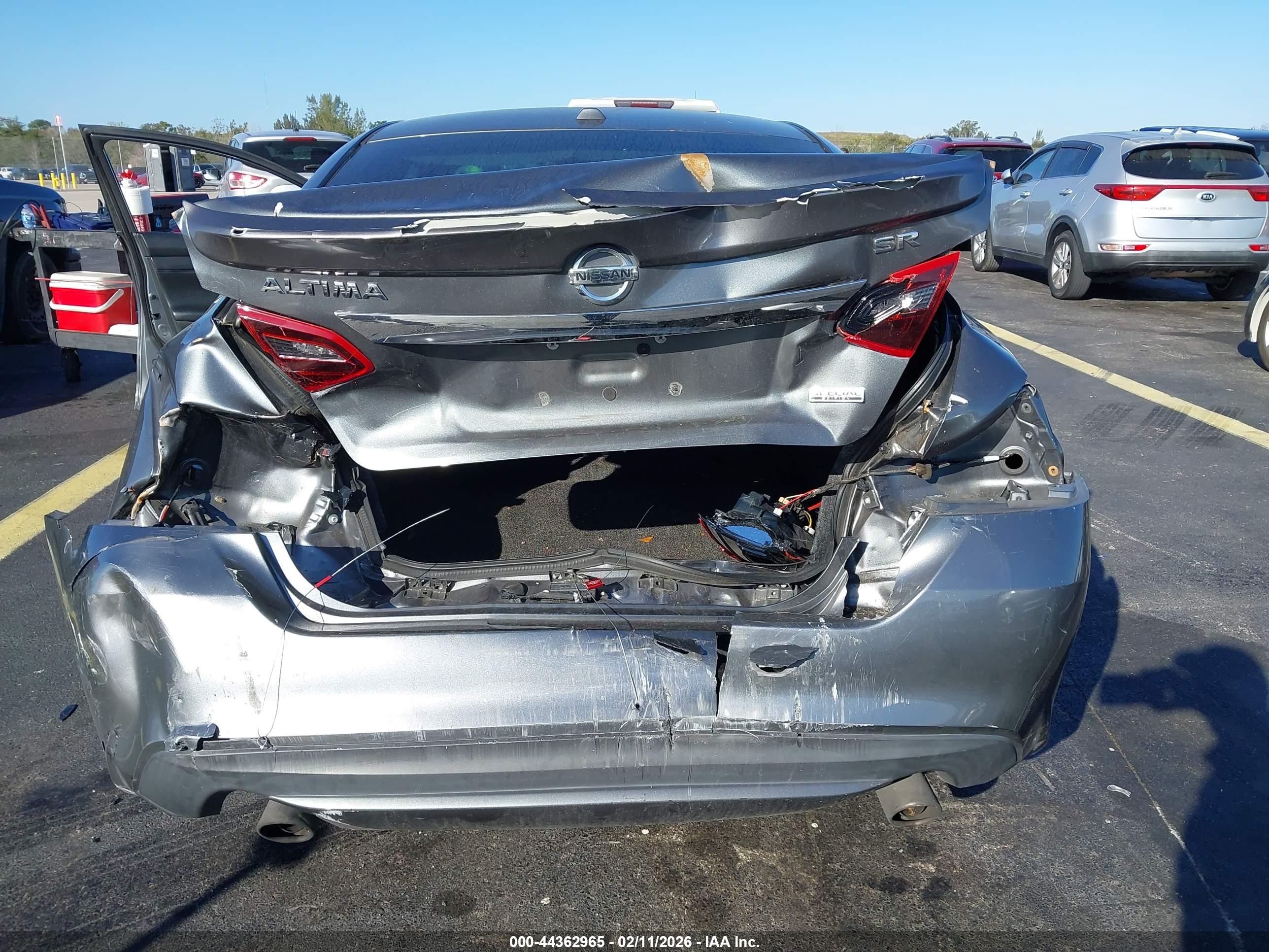 NISSAN ALTIMA image 6