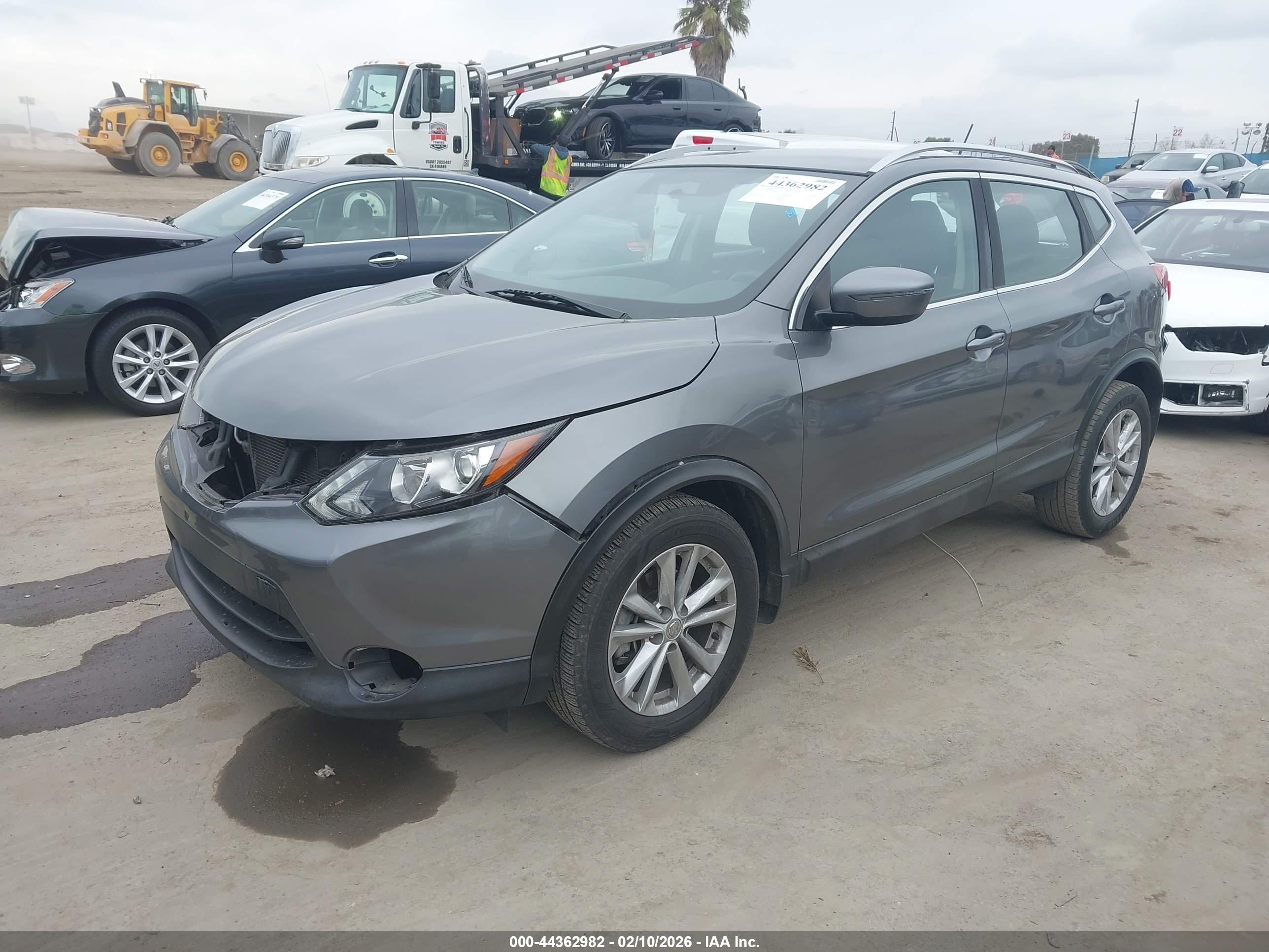 NISSAN ROGUE image 2