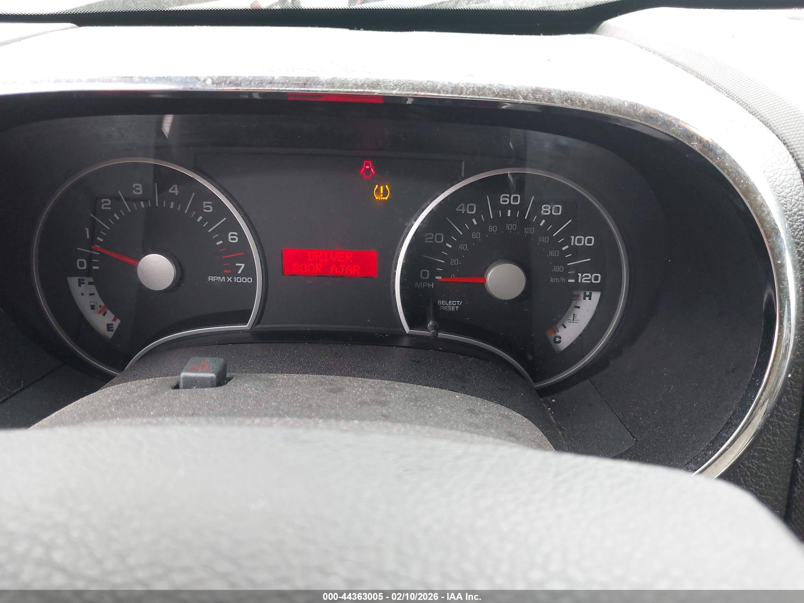 FORD EXPLORER image 7