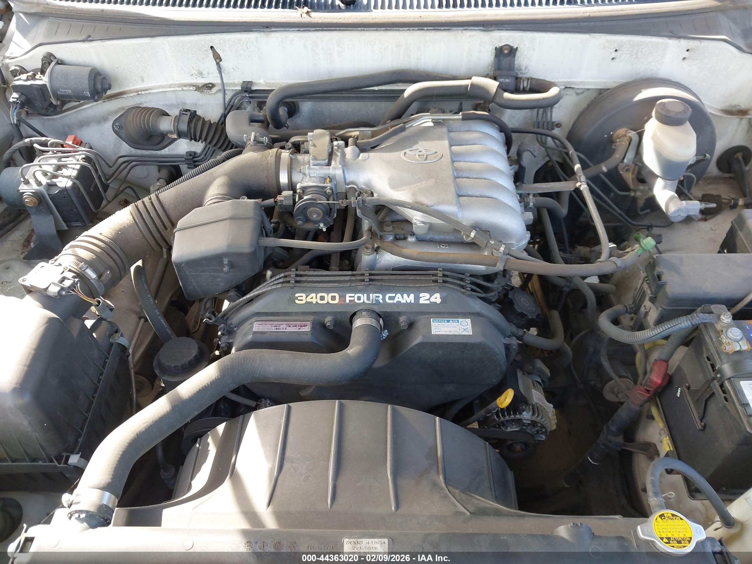 TOYOTA TUNDRA image 10