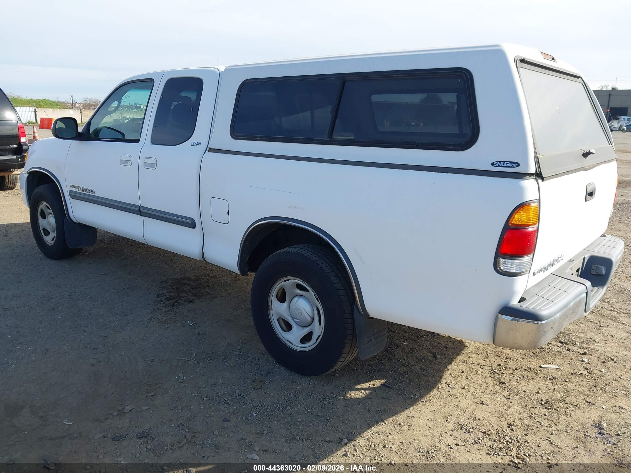 TOYOTA TUNDRA image 3