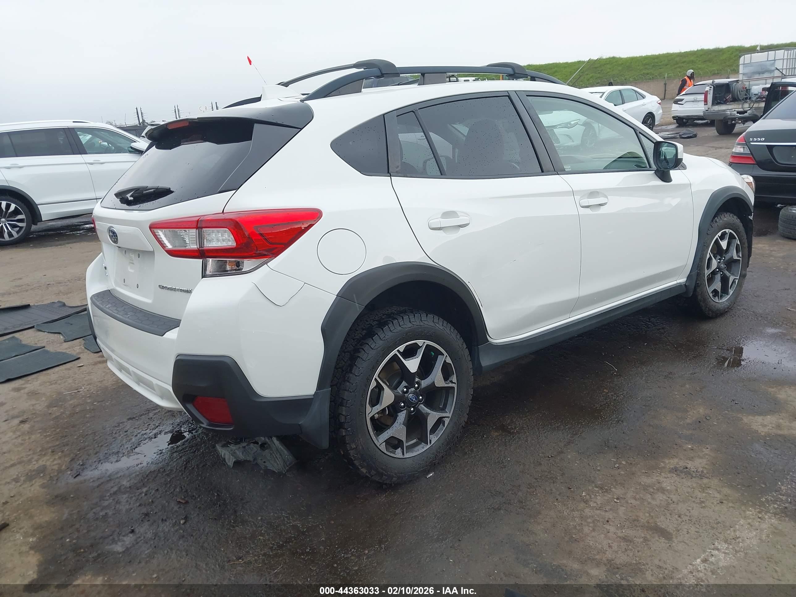 SUBARU CROSSTREK image 4