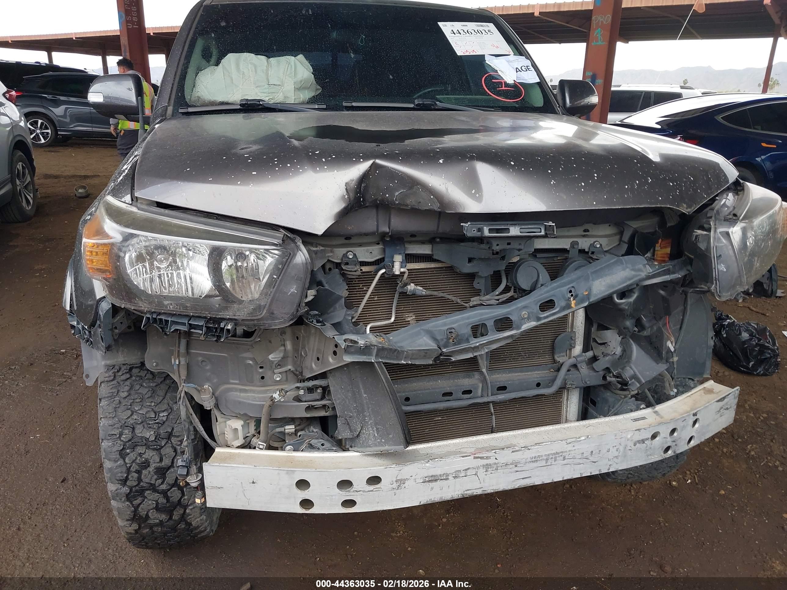 TOYOTA 4RUNNER image 6